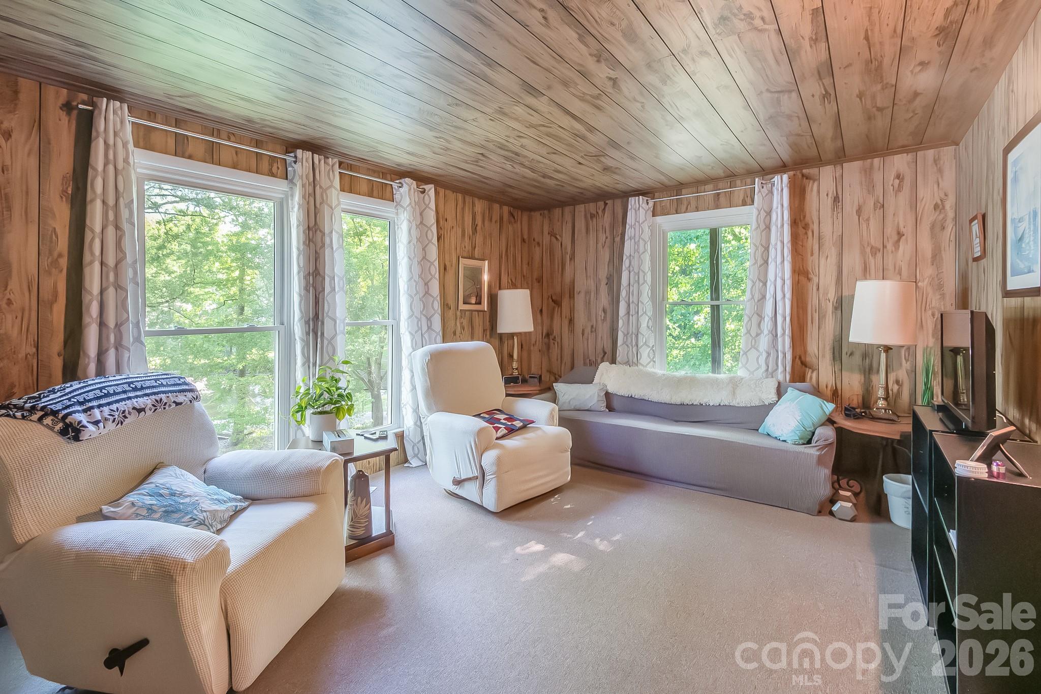 2208 Singleton Creek Road Property Photo 8