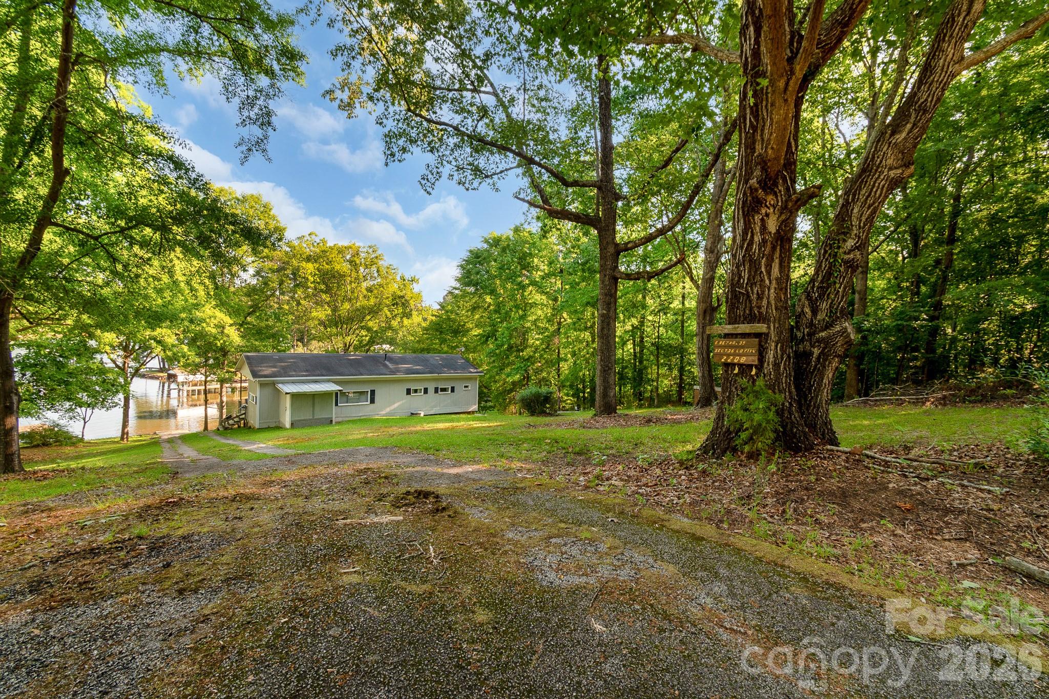 2208 Singleton Creek Road Property Photo 27