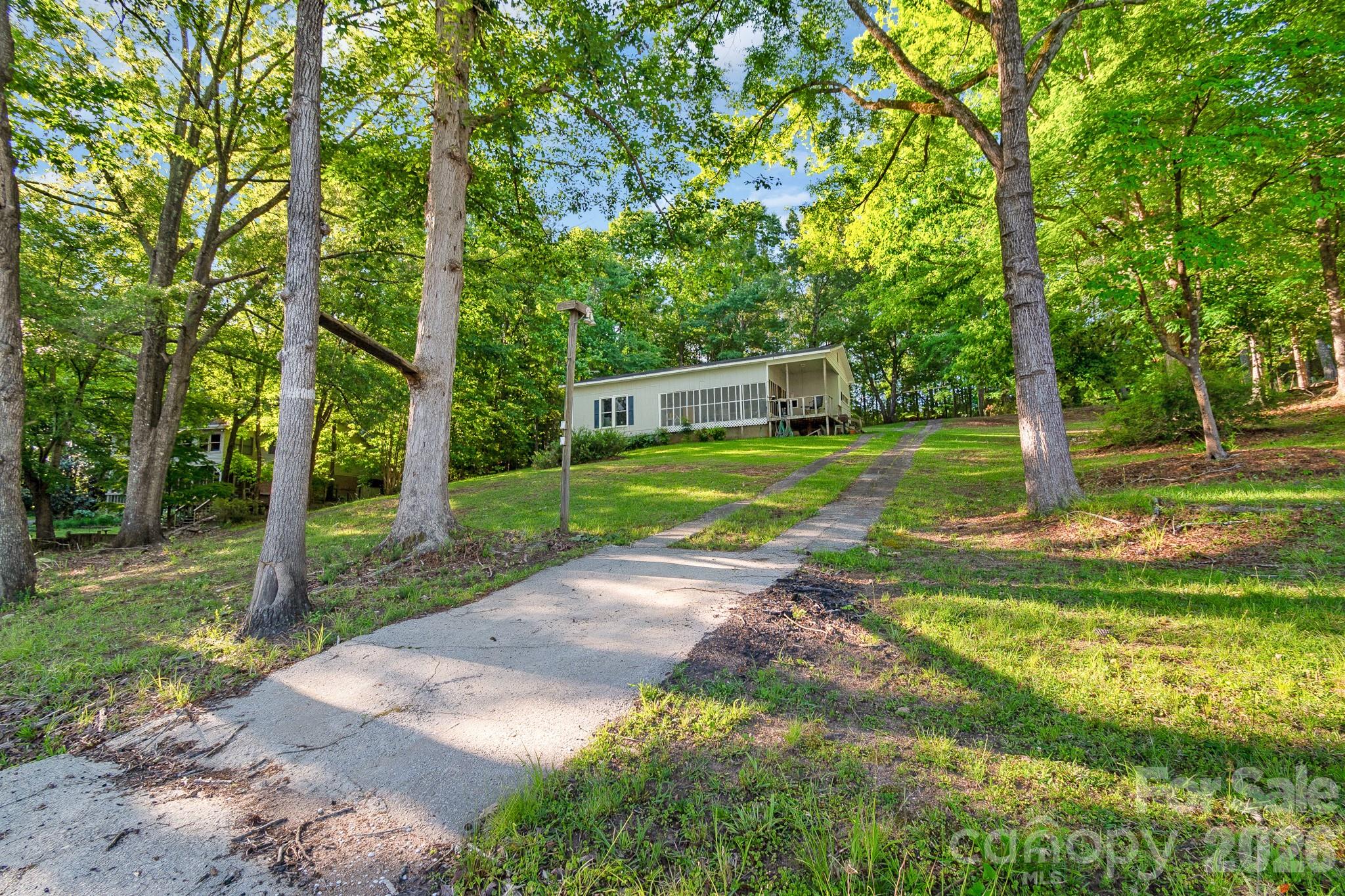 2208 Singleton Creek Road Property Photo 32