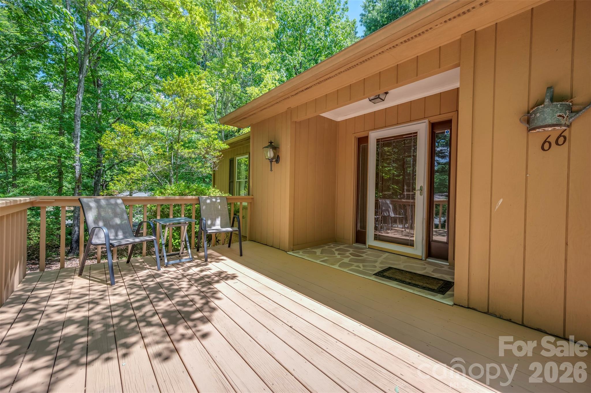 66 Oakwood Lane Property Photo 6