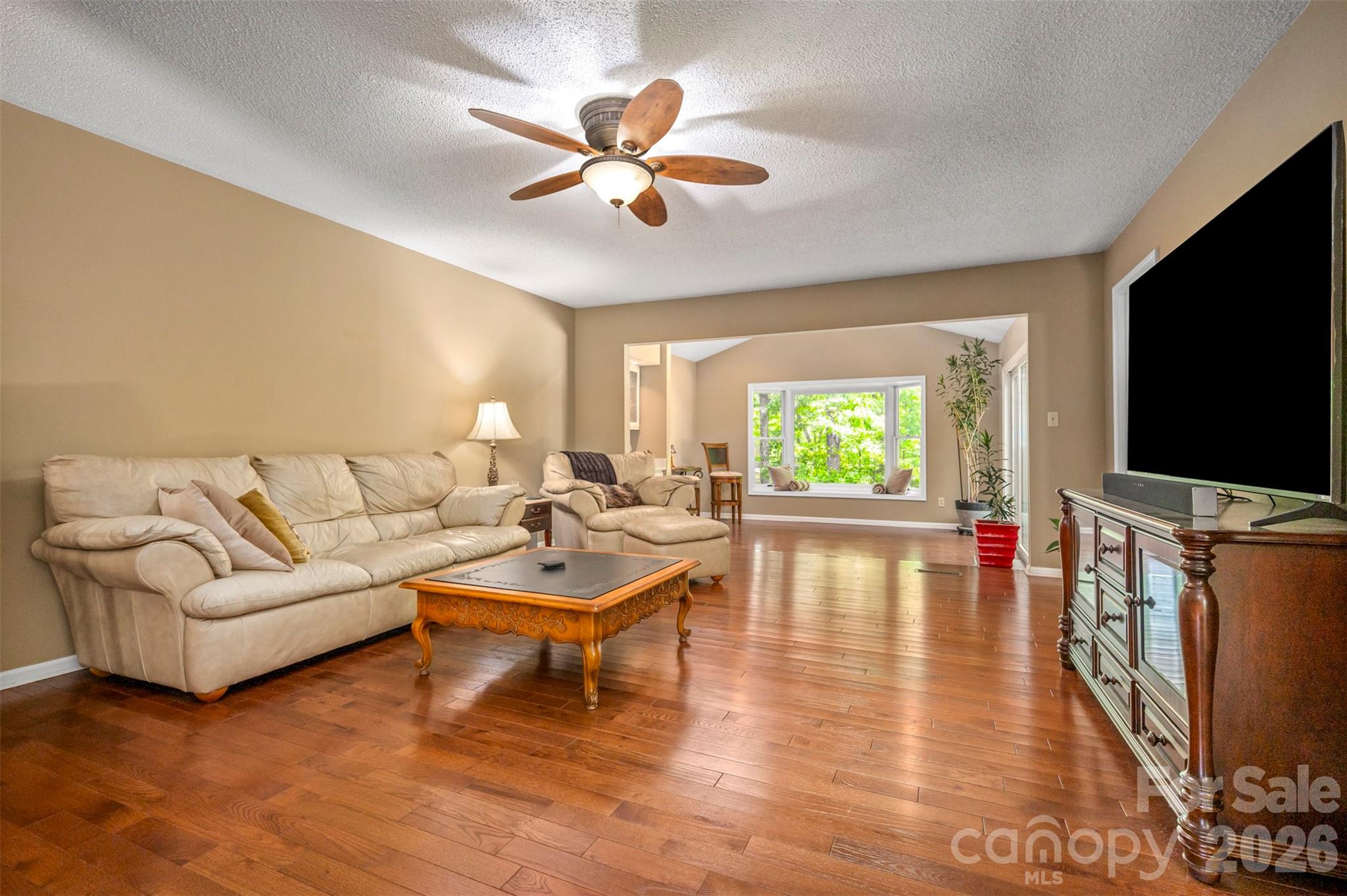 66 Oakwood Lane Property Photo 16