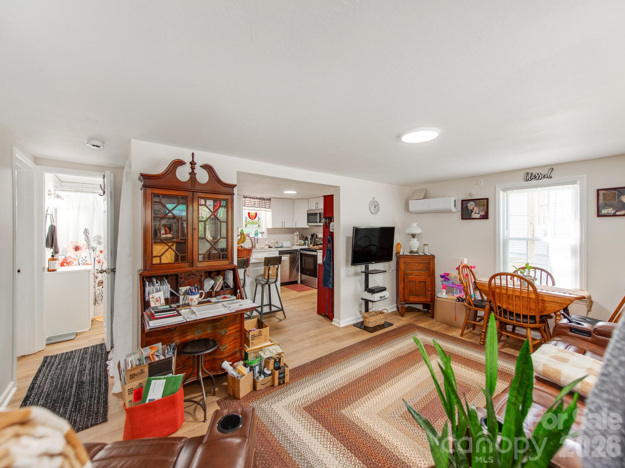 102 Lanier Street Property Photo 3