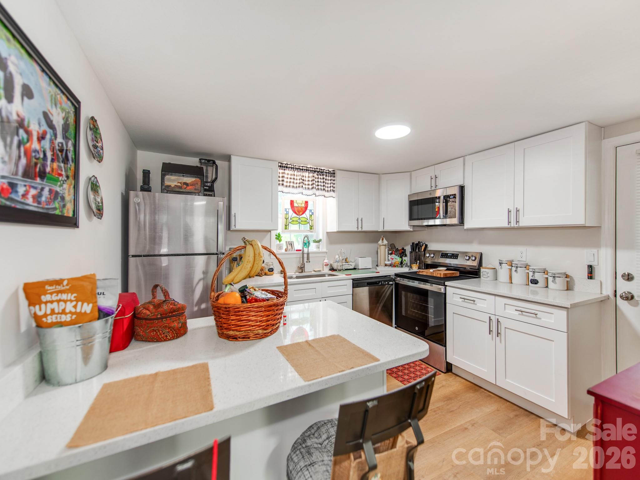 102 Lanier Street Property Photo 6