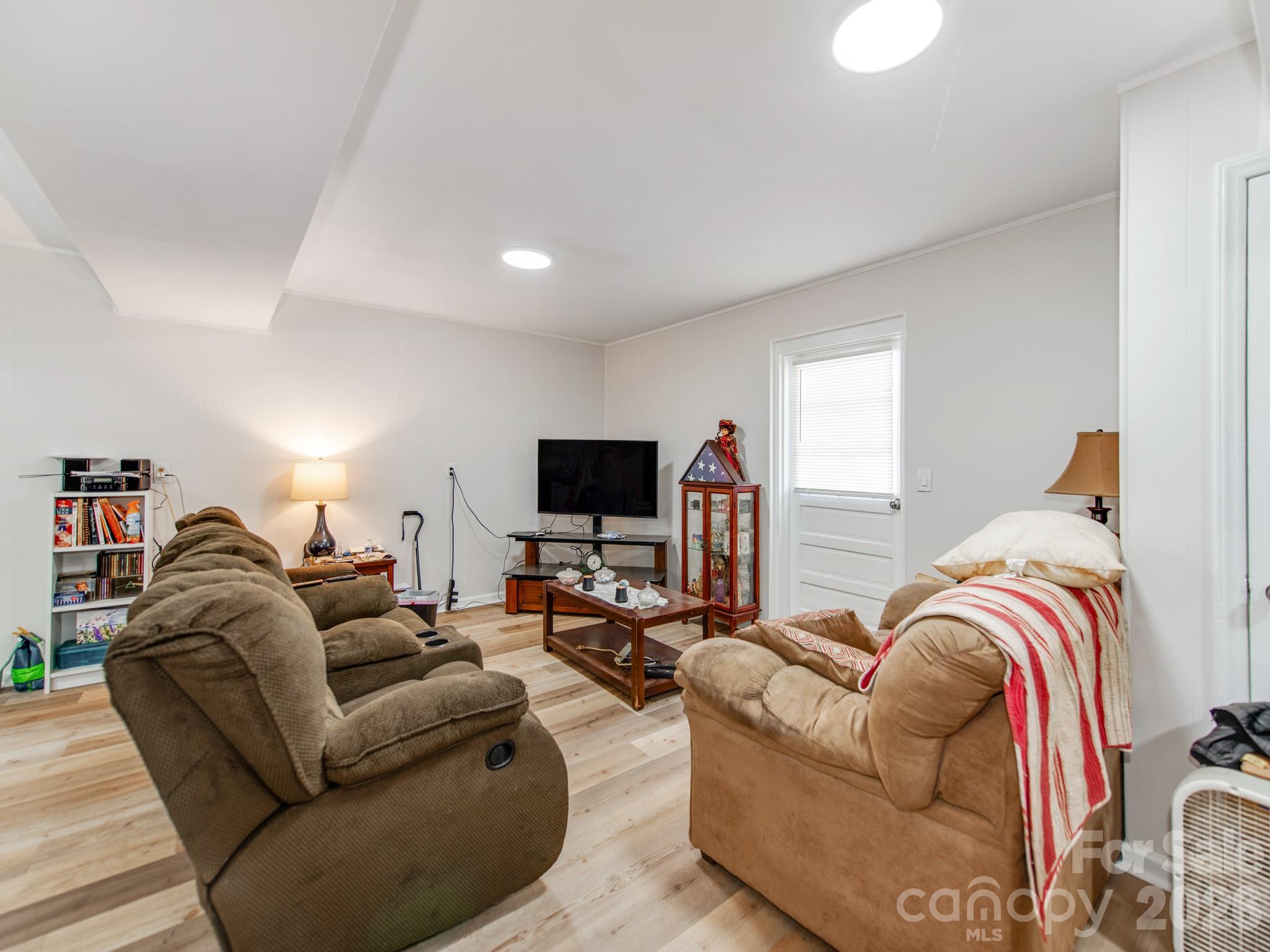 102 Lanier Street Property Photo 32