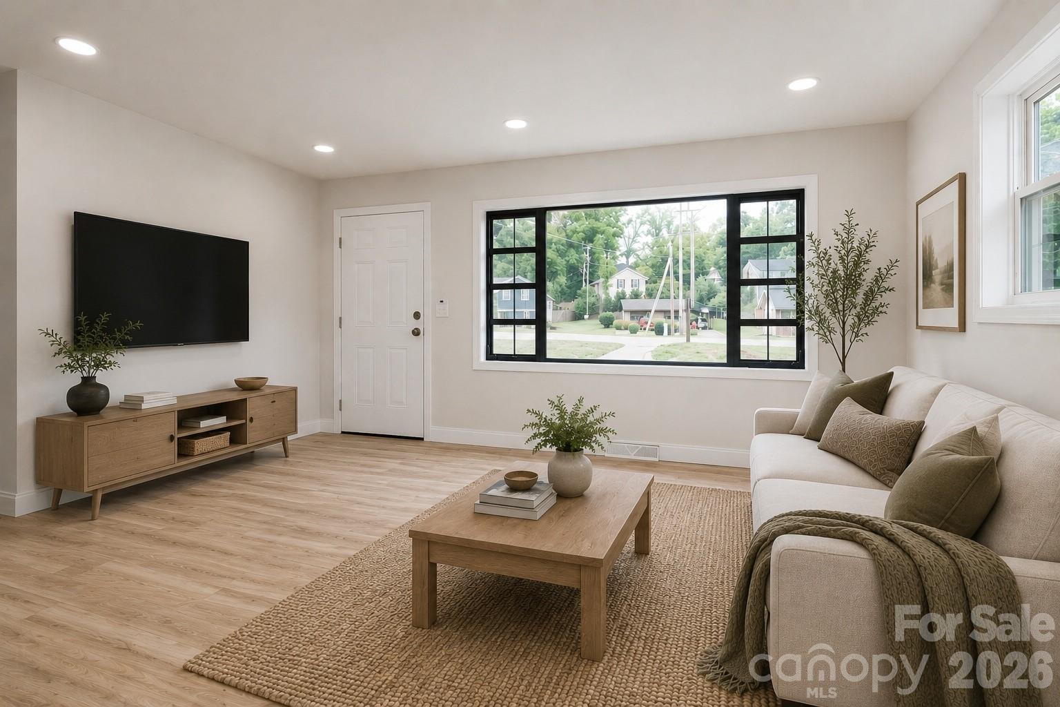 258 New Leicester Highway Property Photo 3