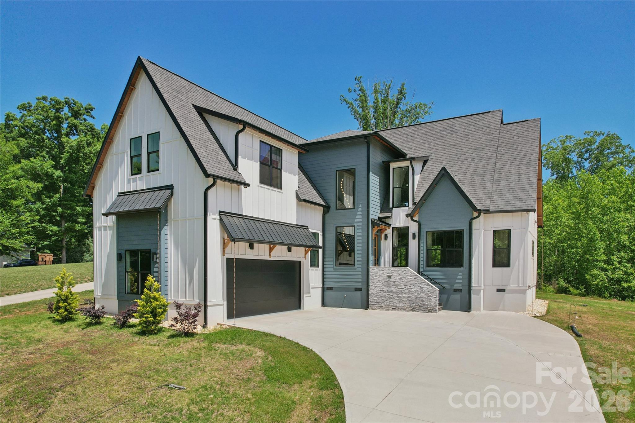 3078 Mountain Creek Drive Property Photo 1