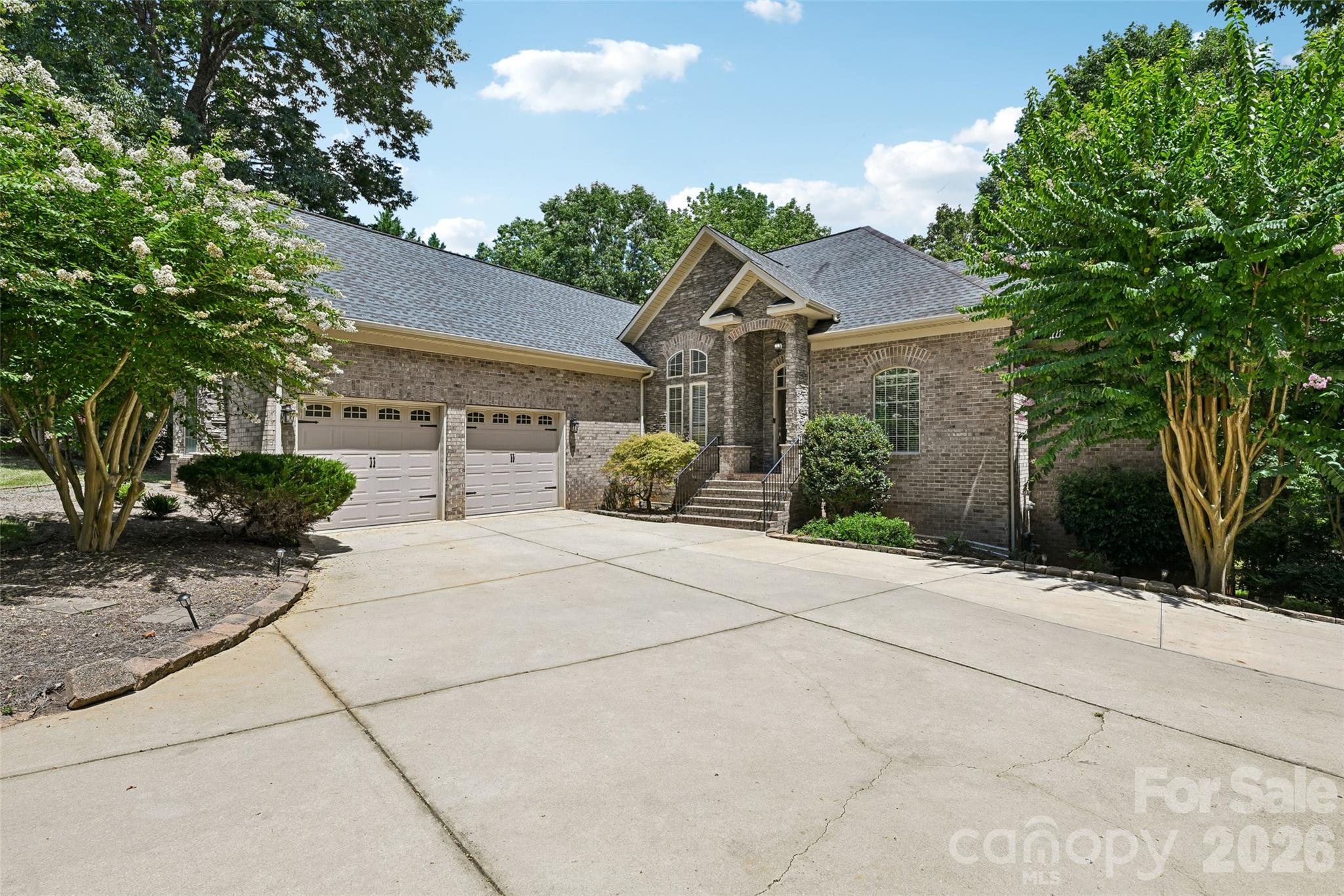 304 Catawba Crest Lane Property Photo 1