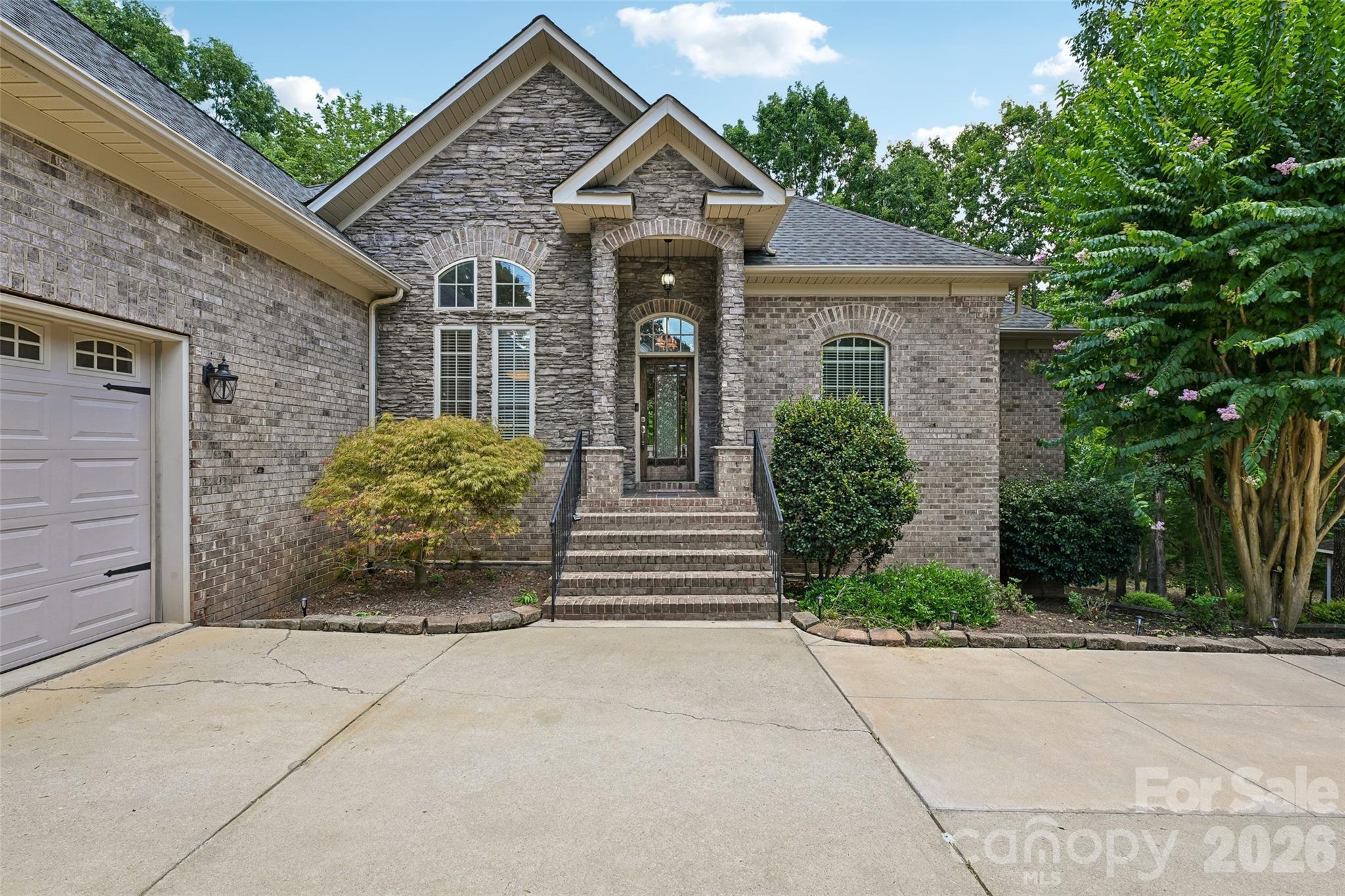 304 Catawba Crest Lane Property Photo 2