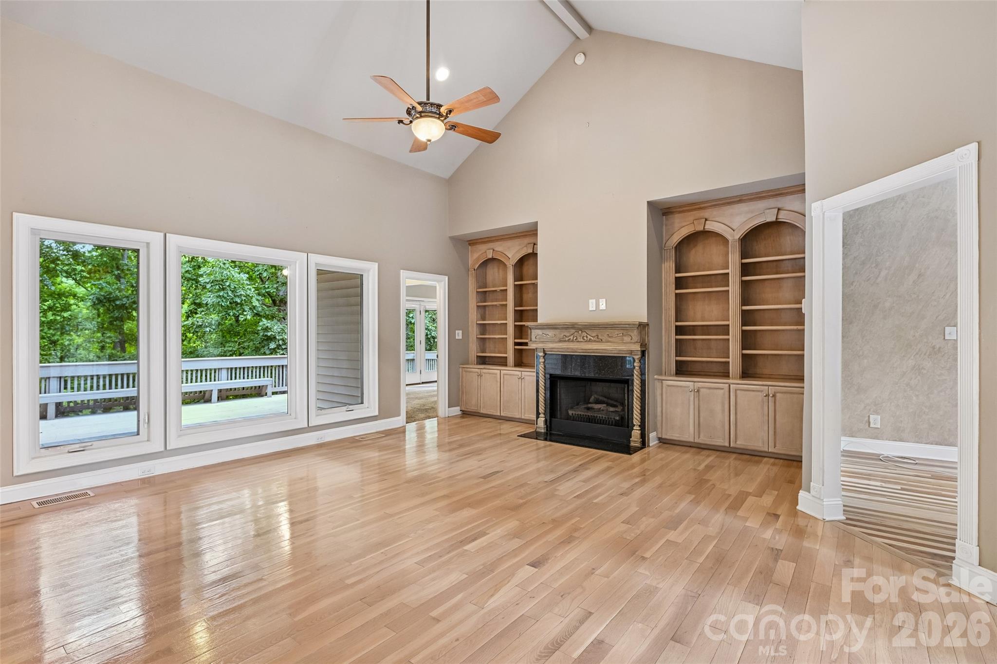 304 Catawba Crest Lane Property Photo 6