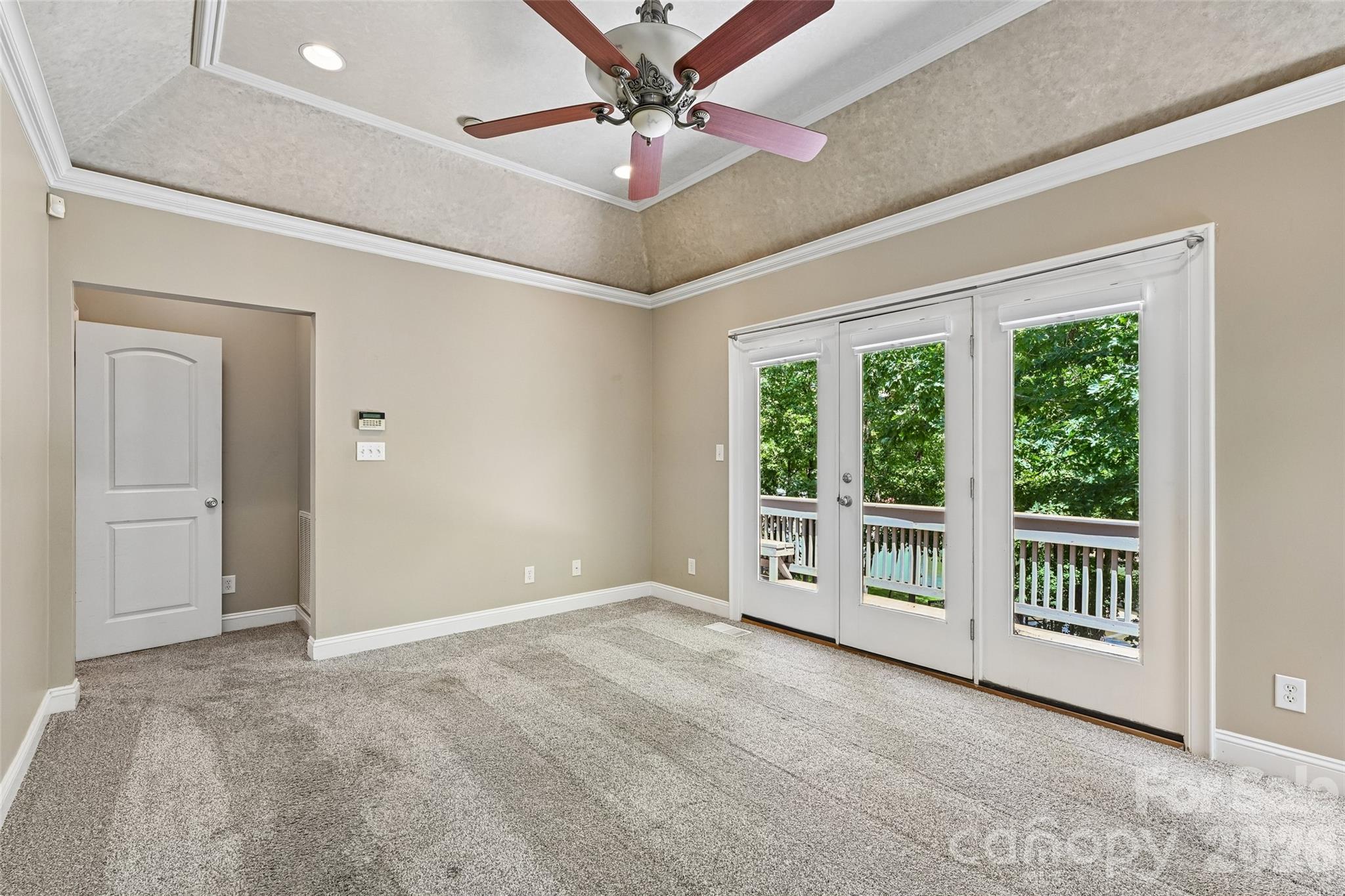 304 Catawba Crest Lane Property Photo 28