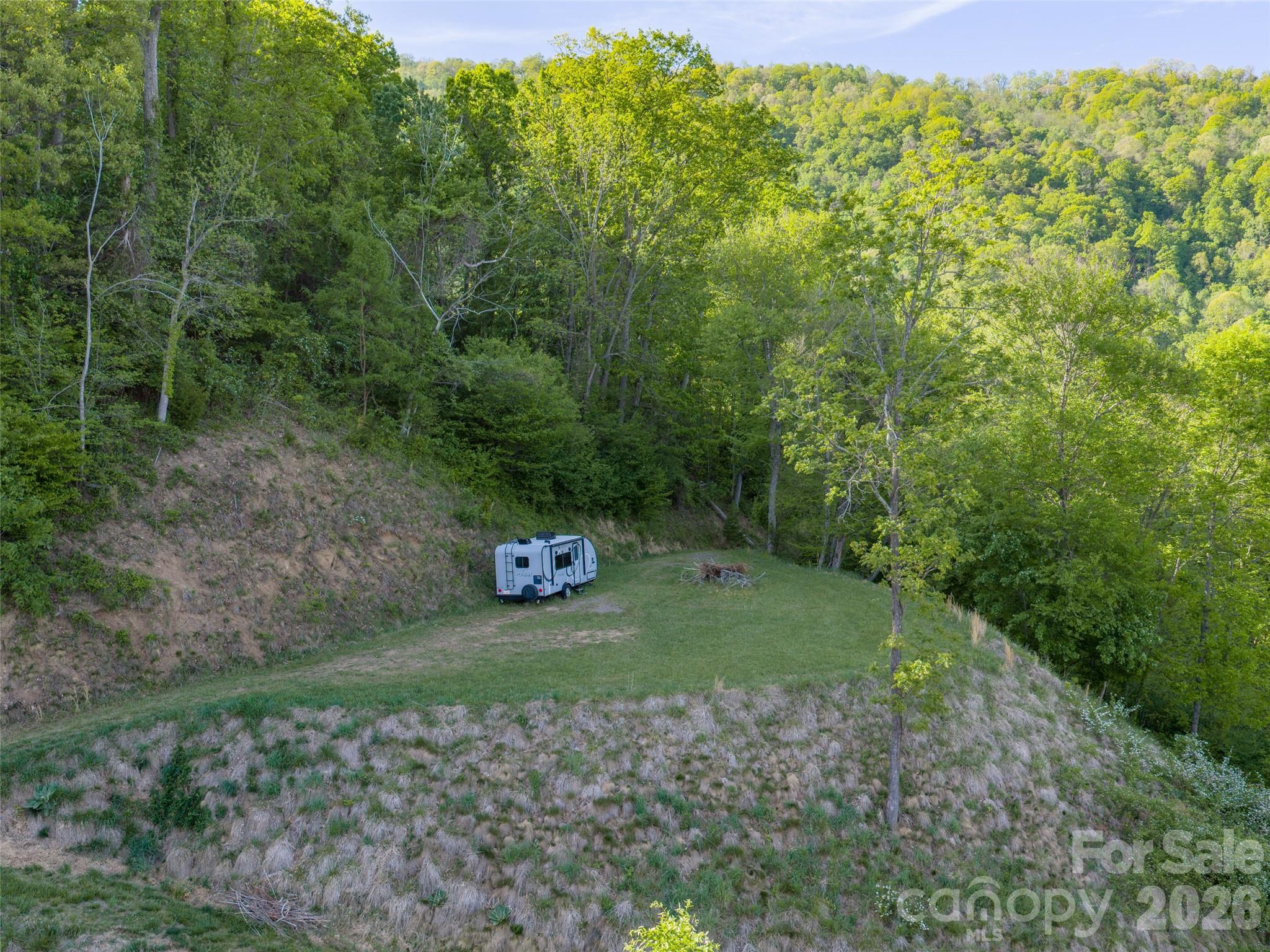 345 Moorehill Drive Property Photo 4