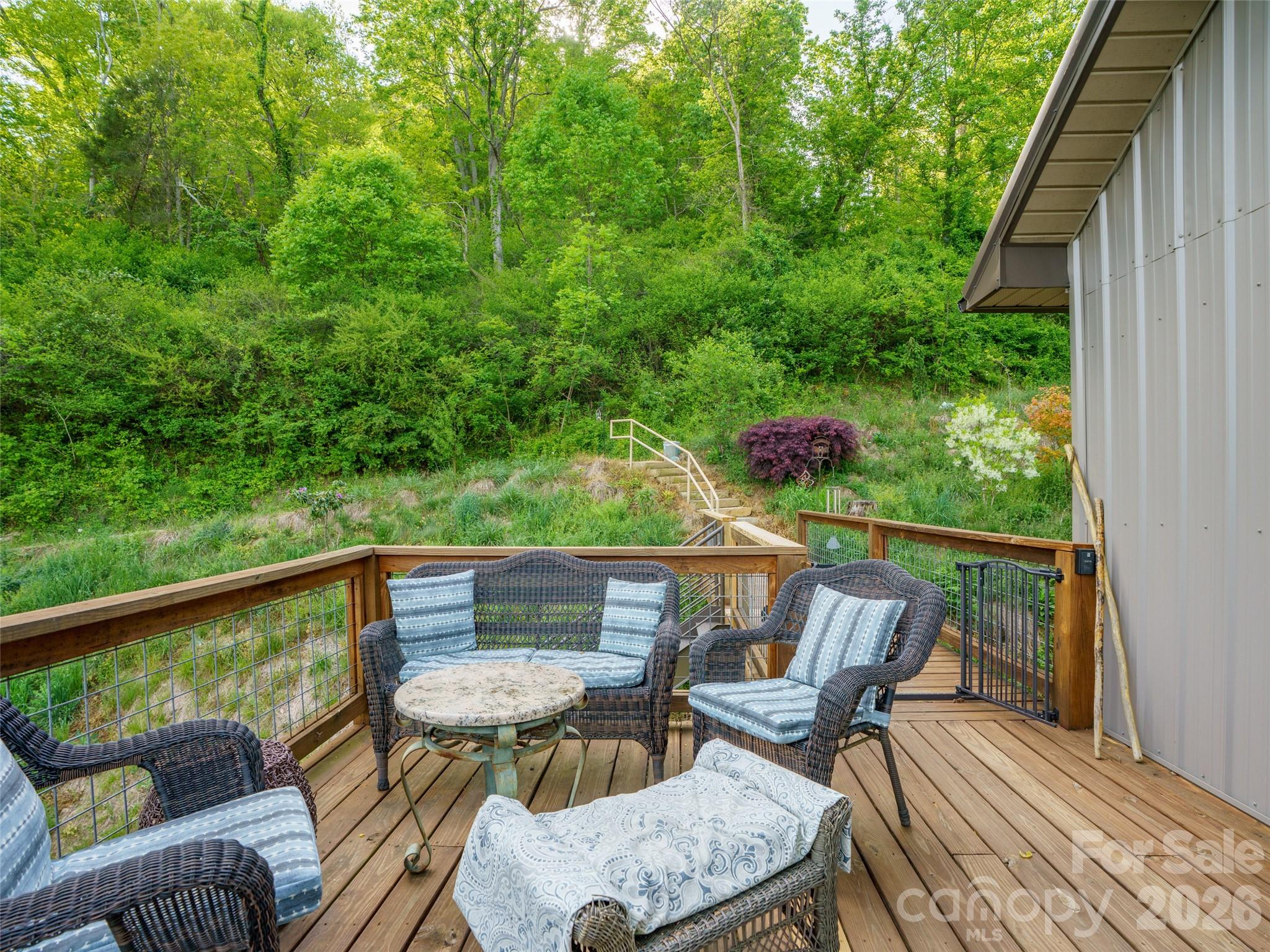 345 Moorehill Drive Property Photo 28