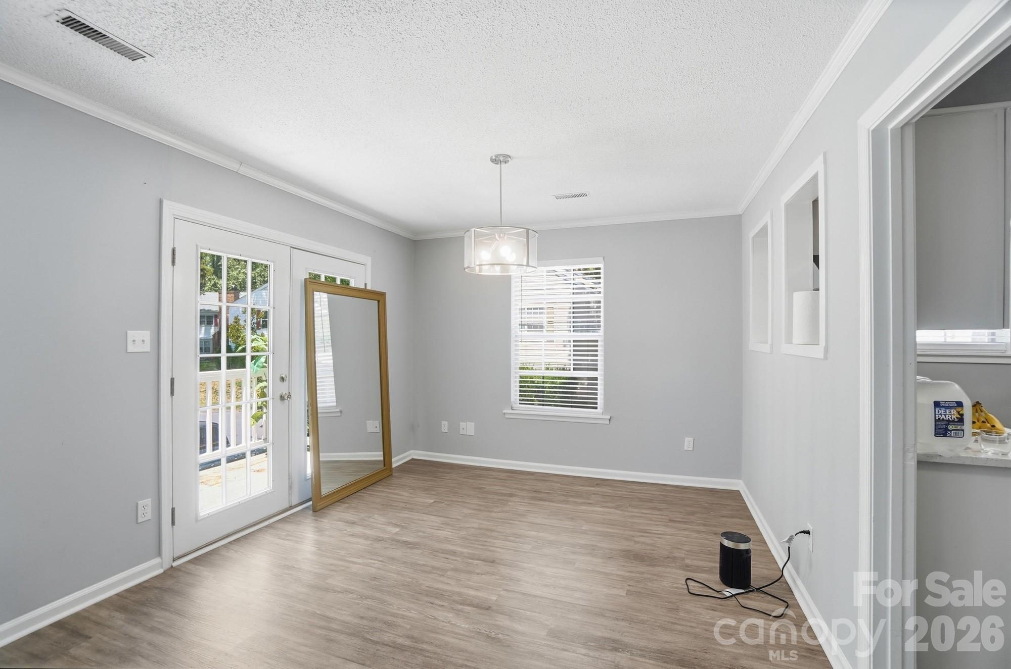 8529 Castle Pine Court Property Photo 7