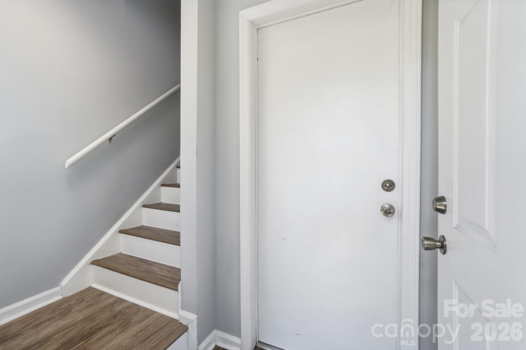 8529 Castle Pine Court Property Photo 9