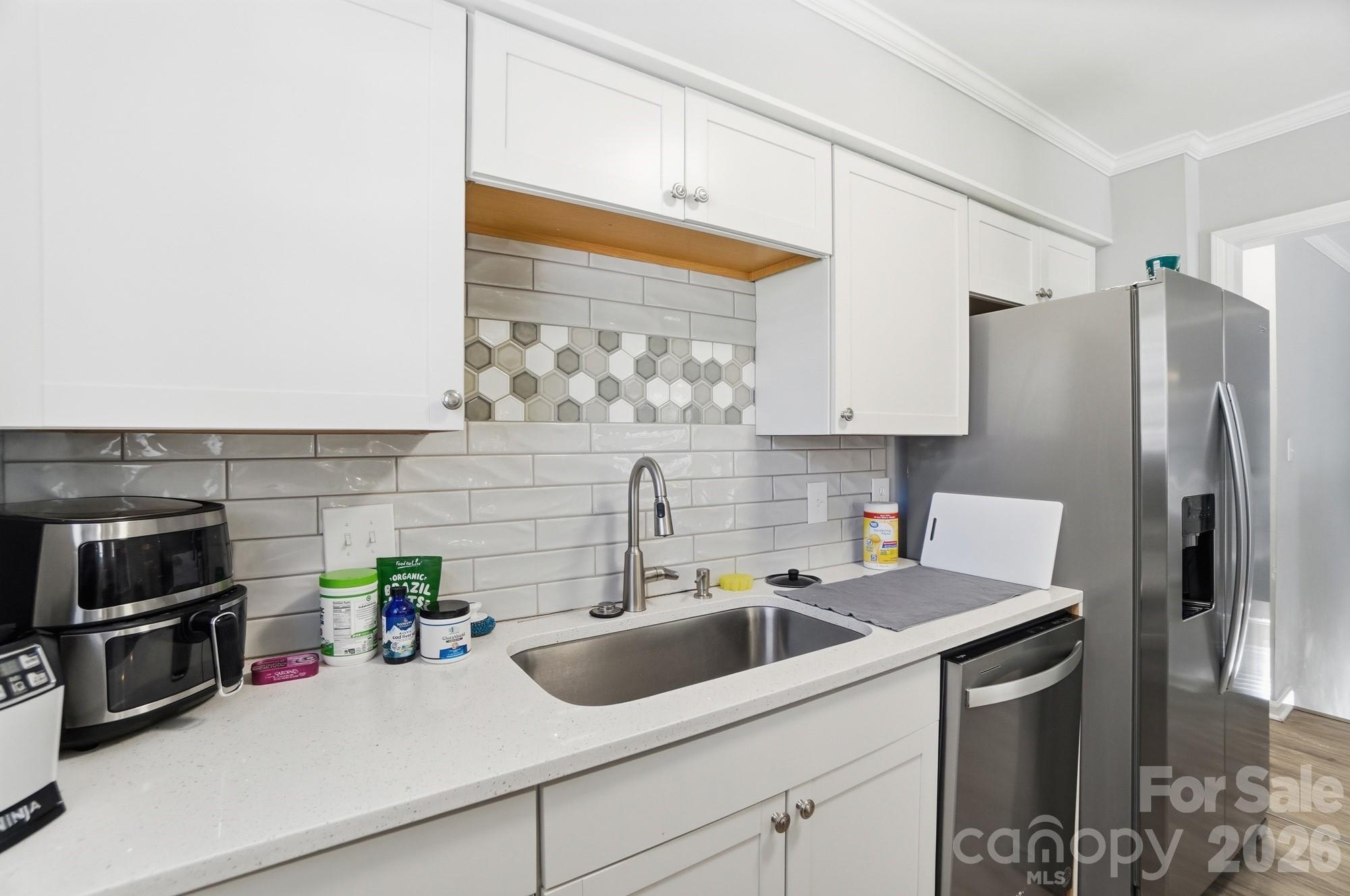 8529 Castle Pine Court Property Photo 21