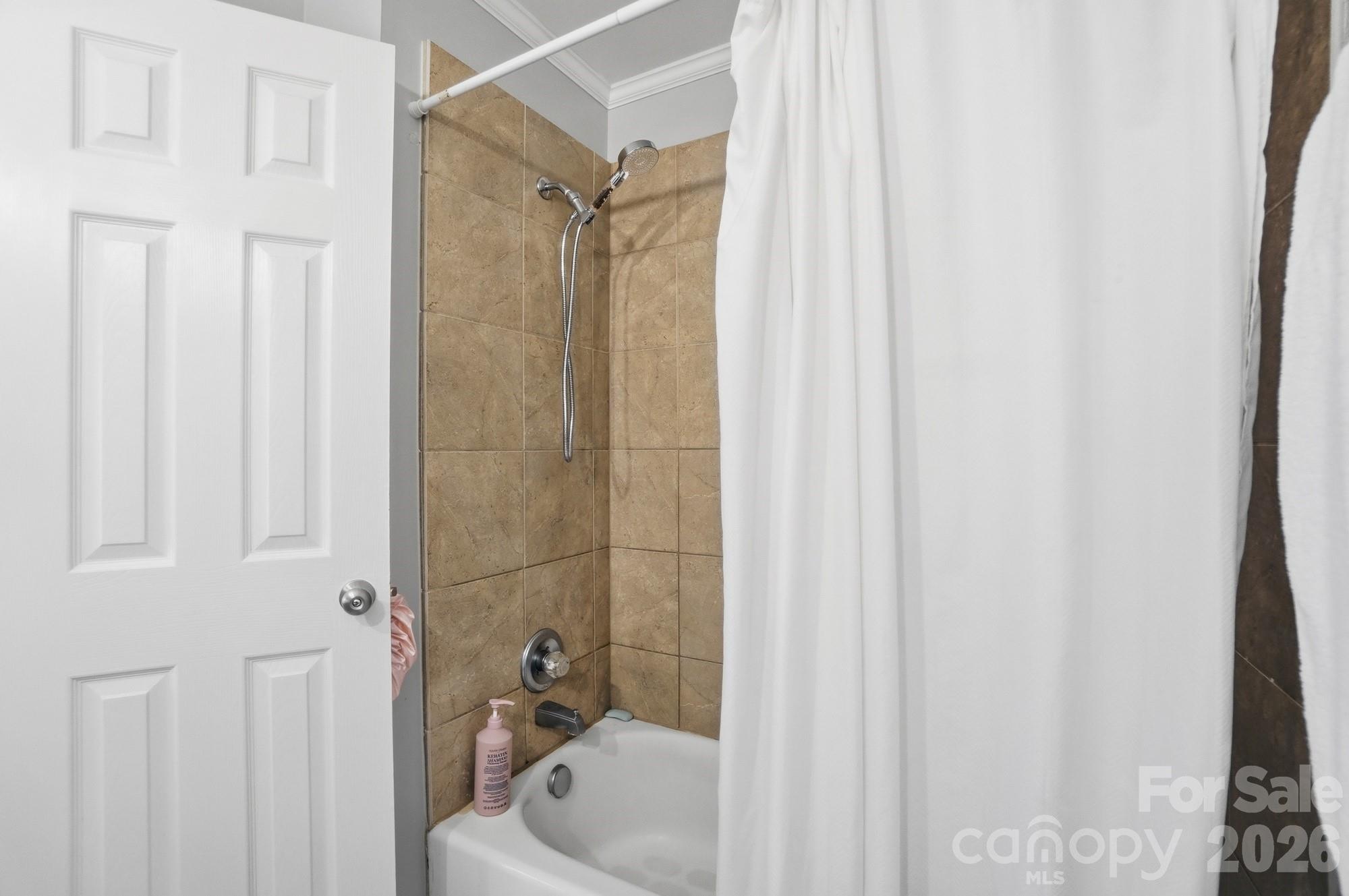 8529 Castle Pine Court Property Photo 33
