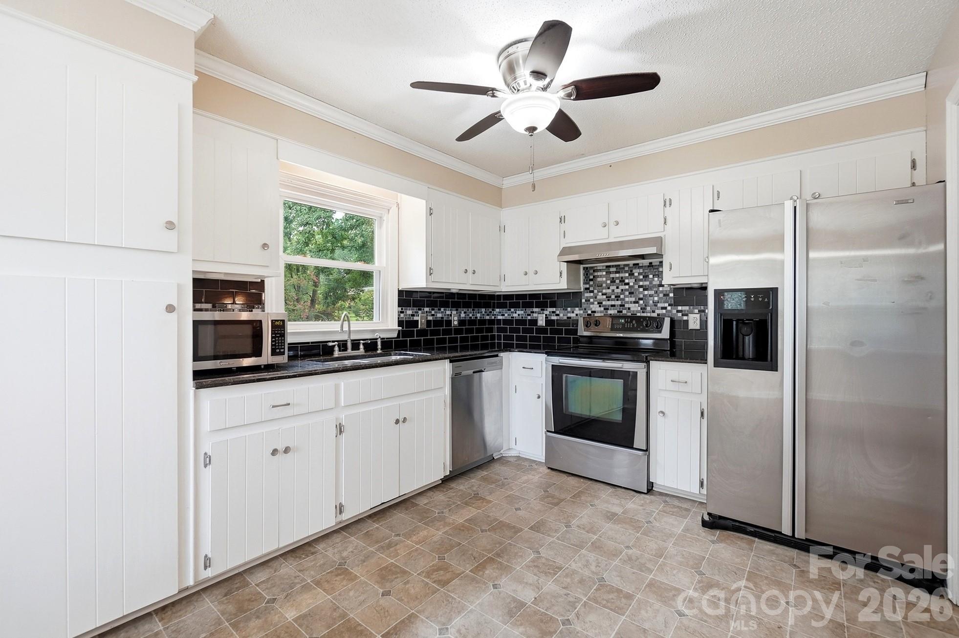 2600 Providence Drive Property Photo 15