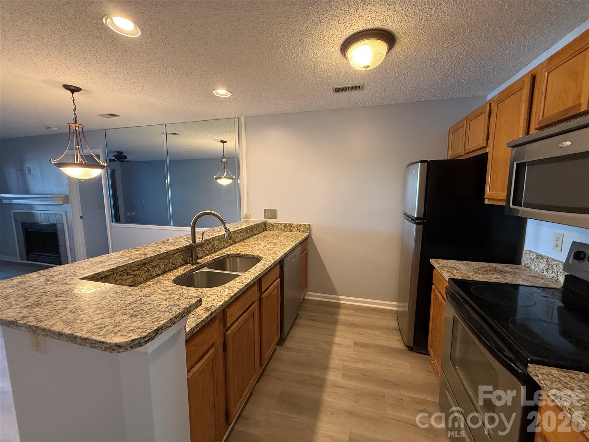 726 Southwest Drive Property Photo 13