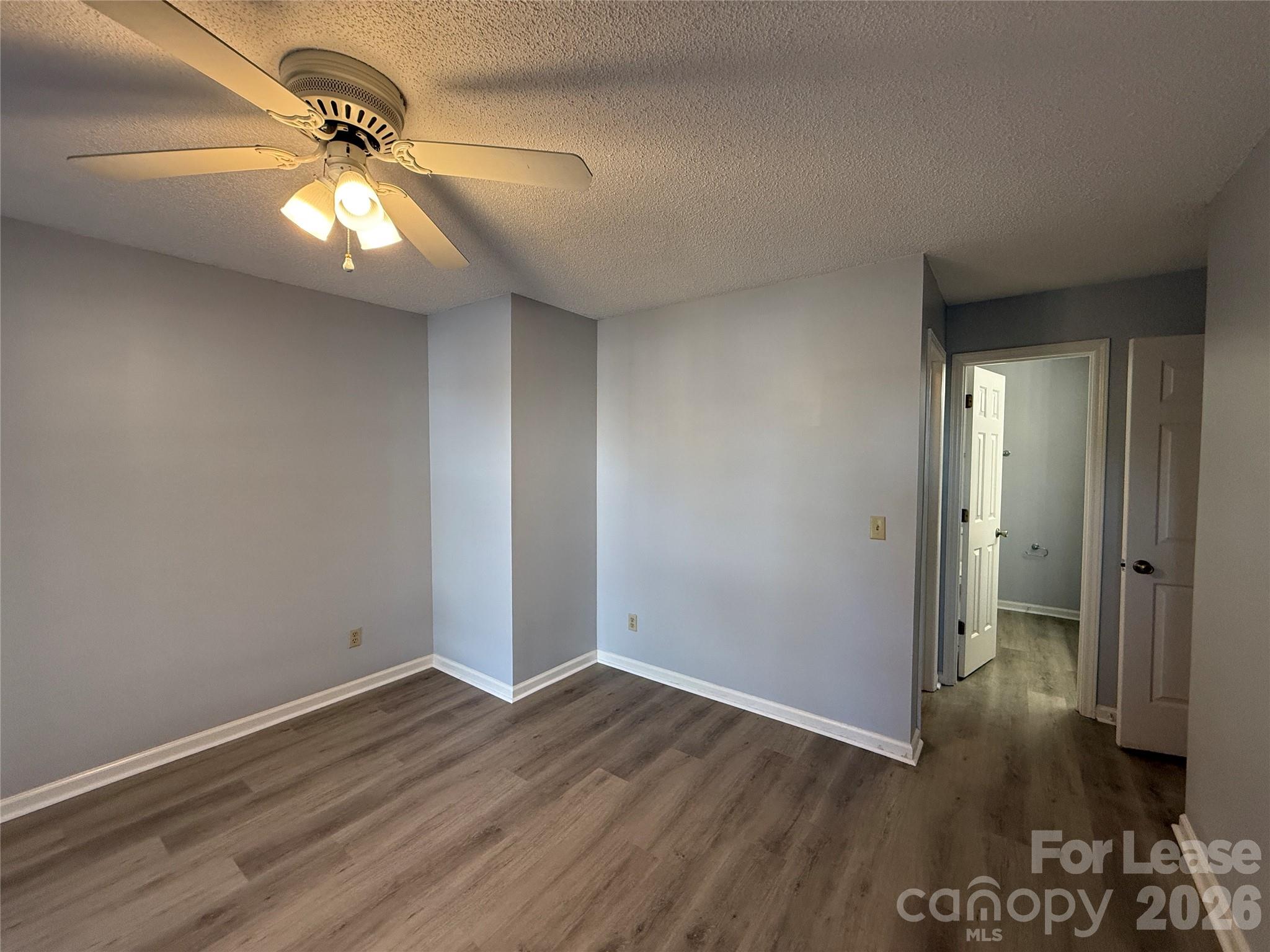 726 Southwest Drive Property Photo 17