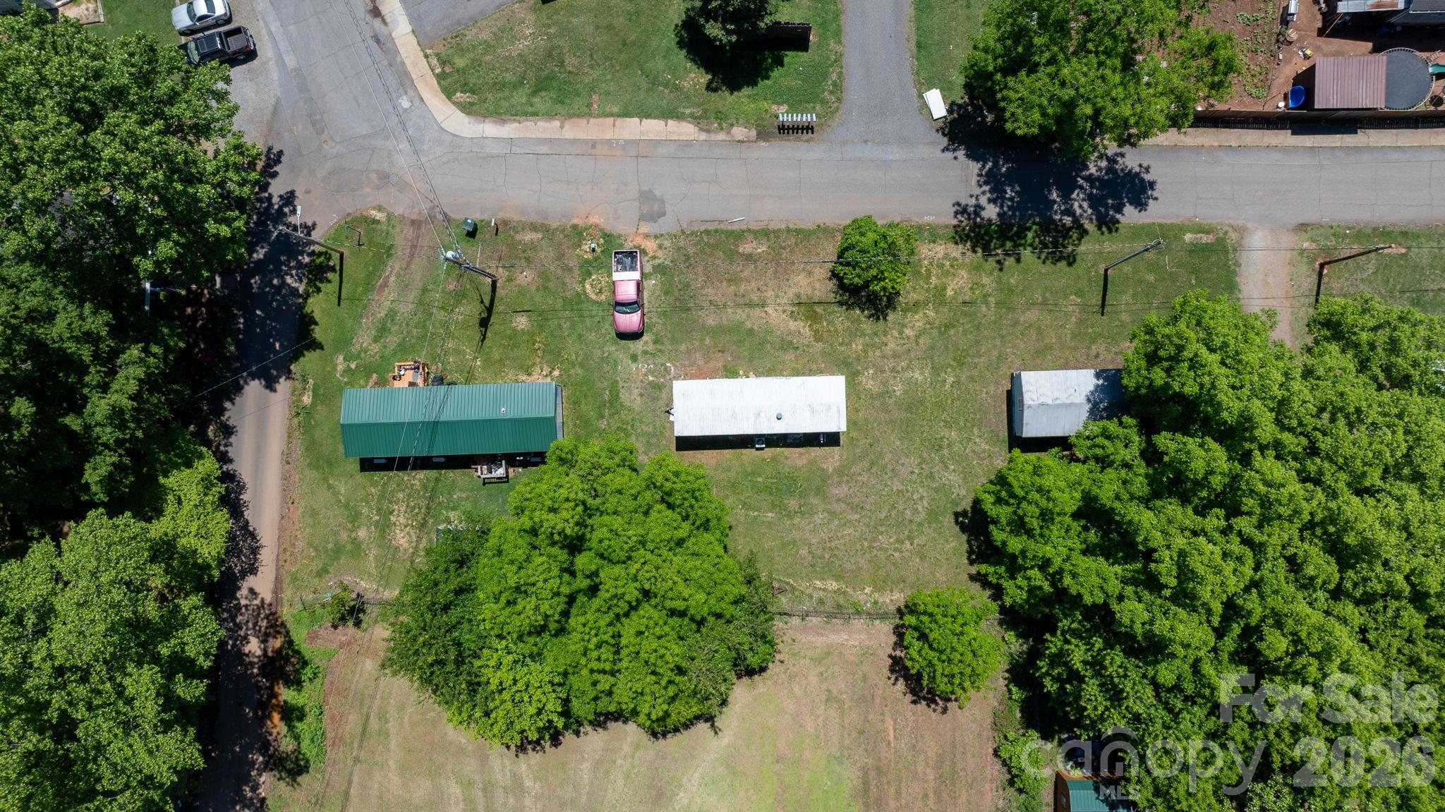 112 E 13th Street Property Photo 5