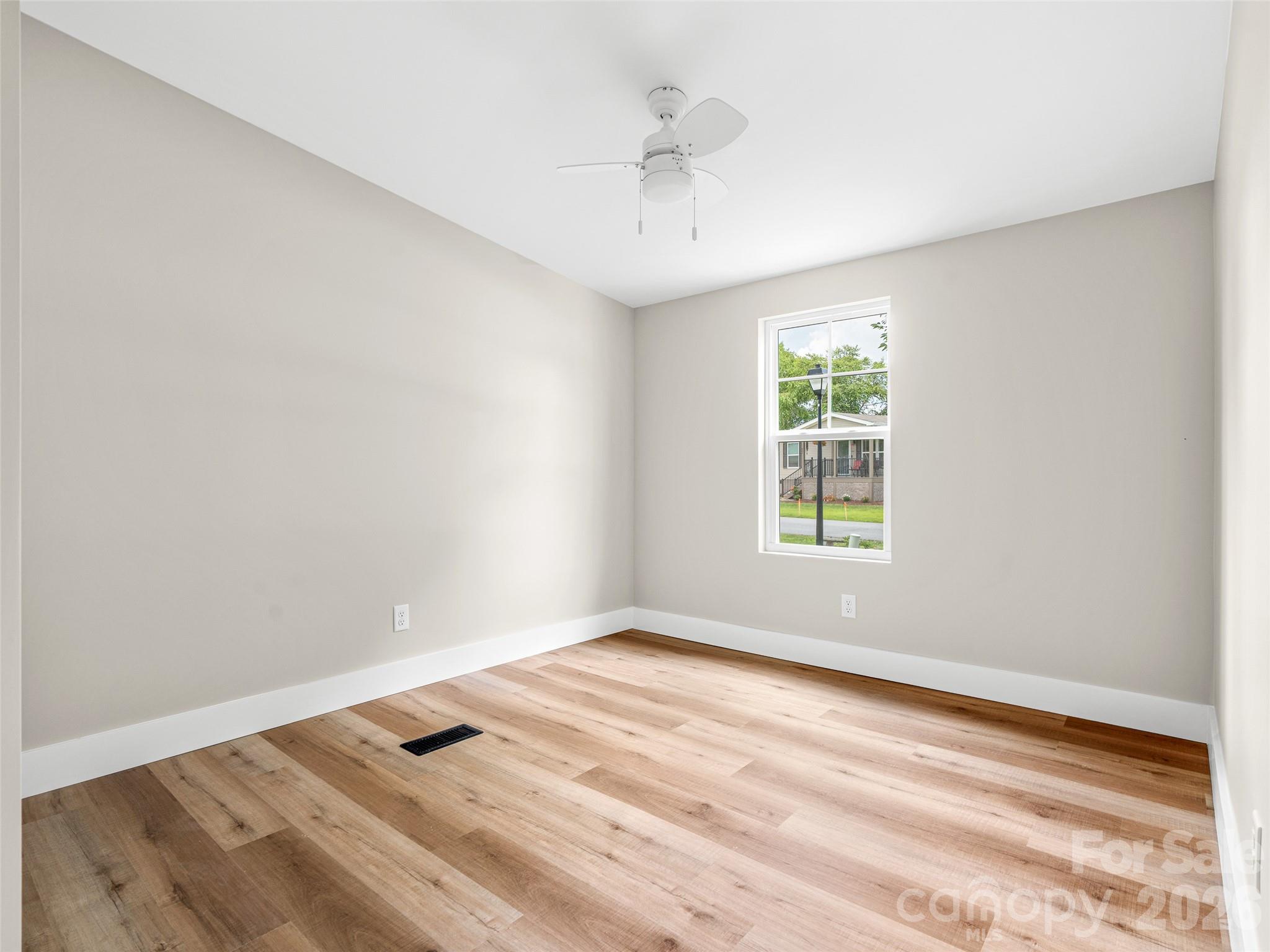 448 Riverwind Drive Property Photo 26