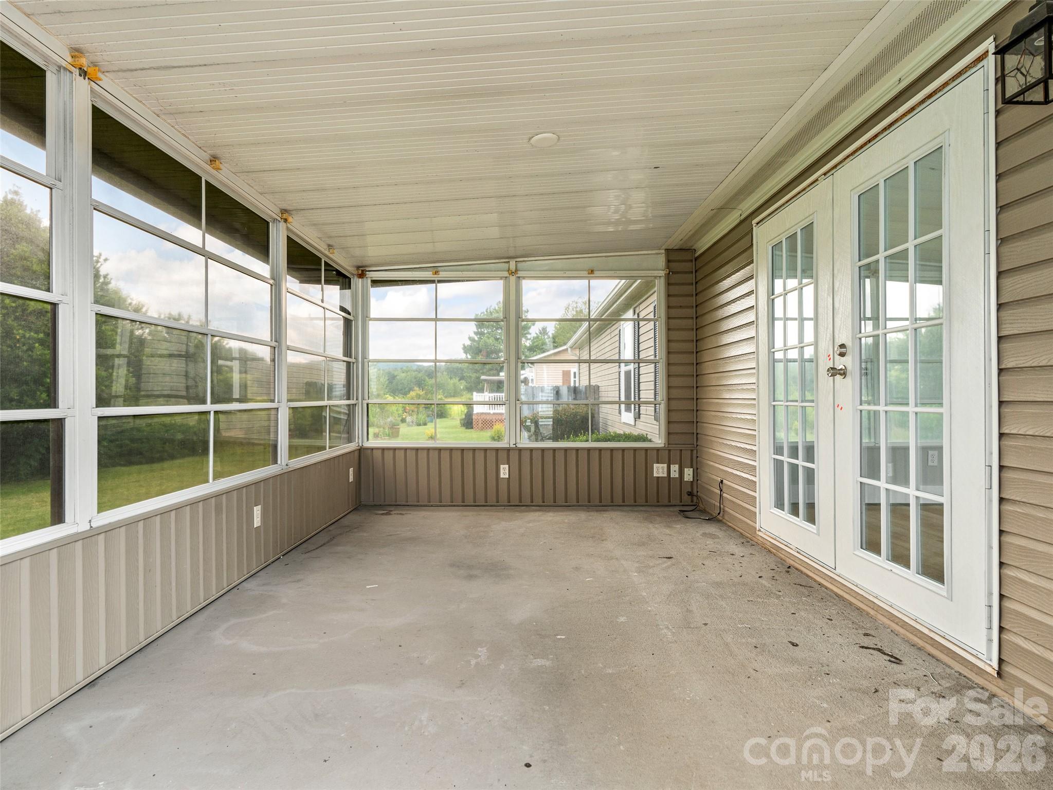 448 Riverwind Drive Property Photo 31