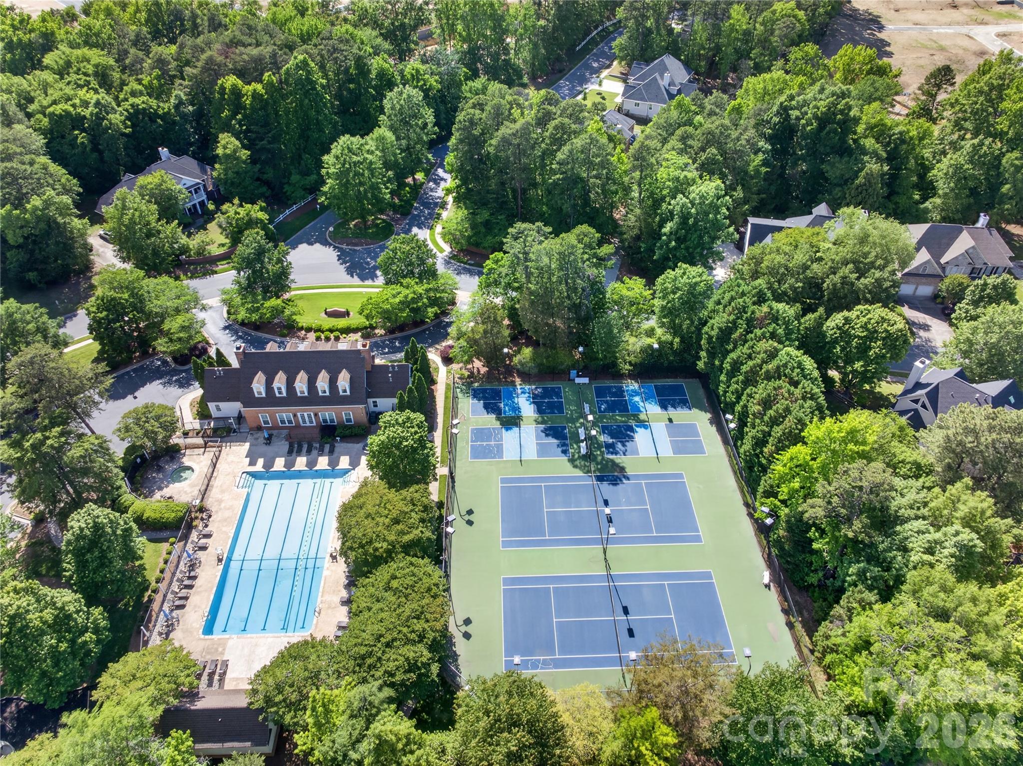 11117 Tavernay Parkway Property Photo 32