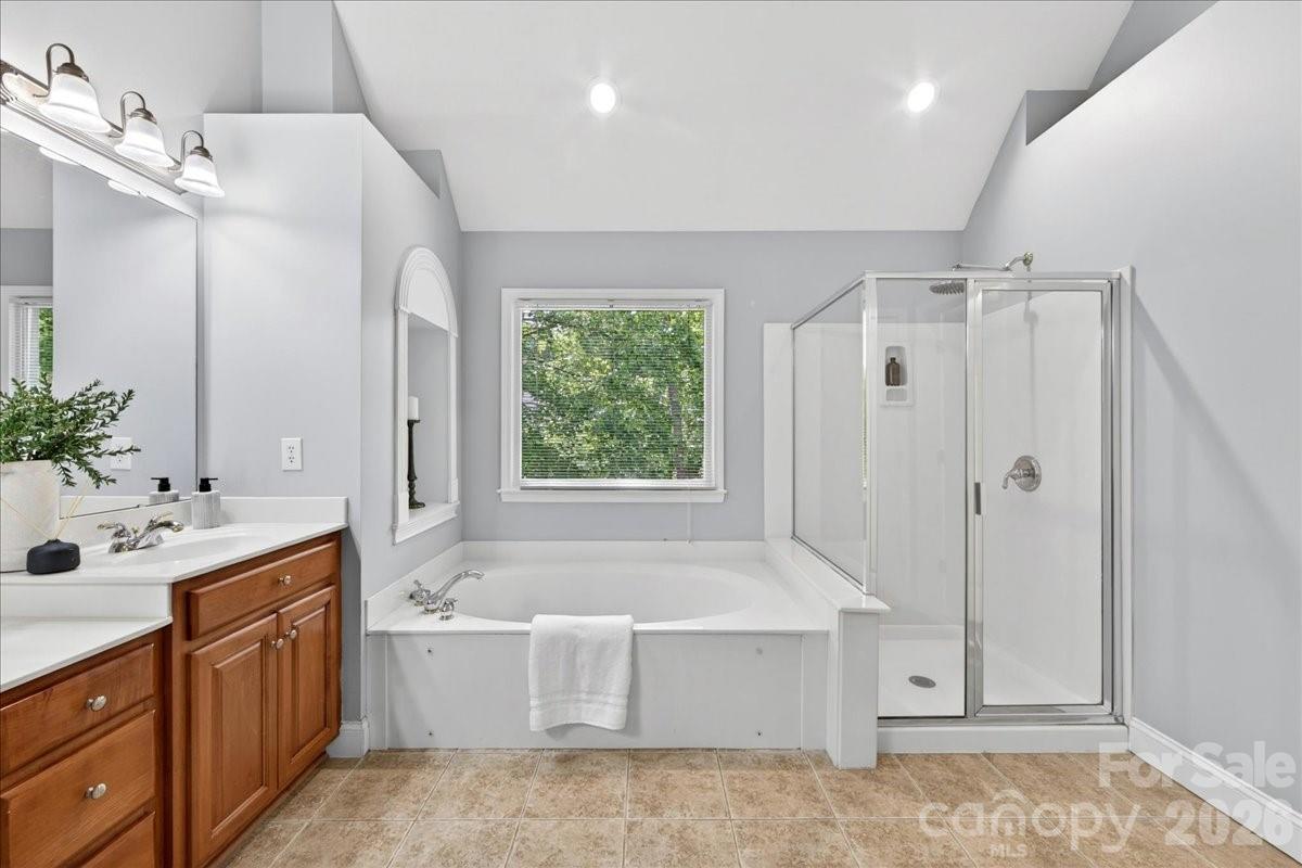 6410 Latta Springs Circle Property Photo 28