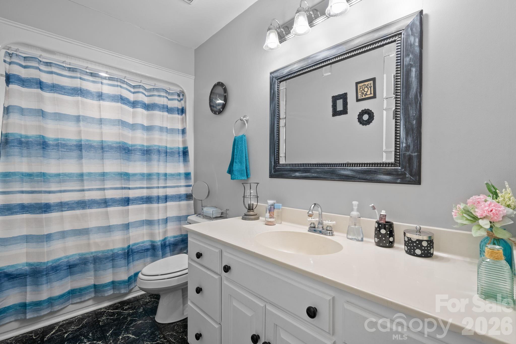 4093 Fairview Drive Property Photo 17
