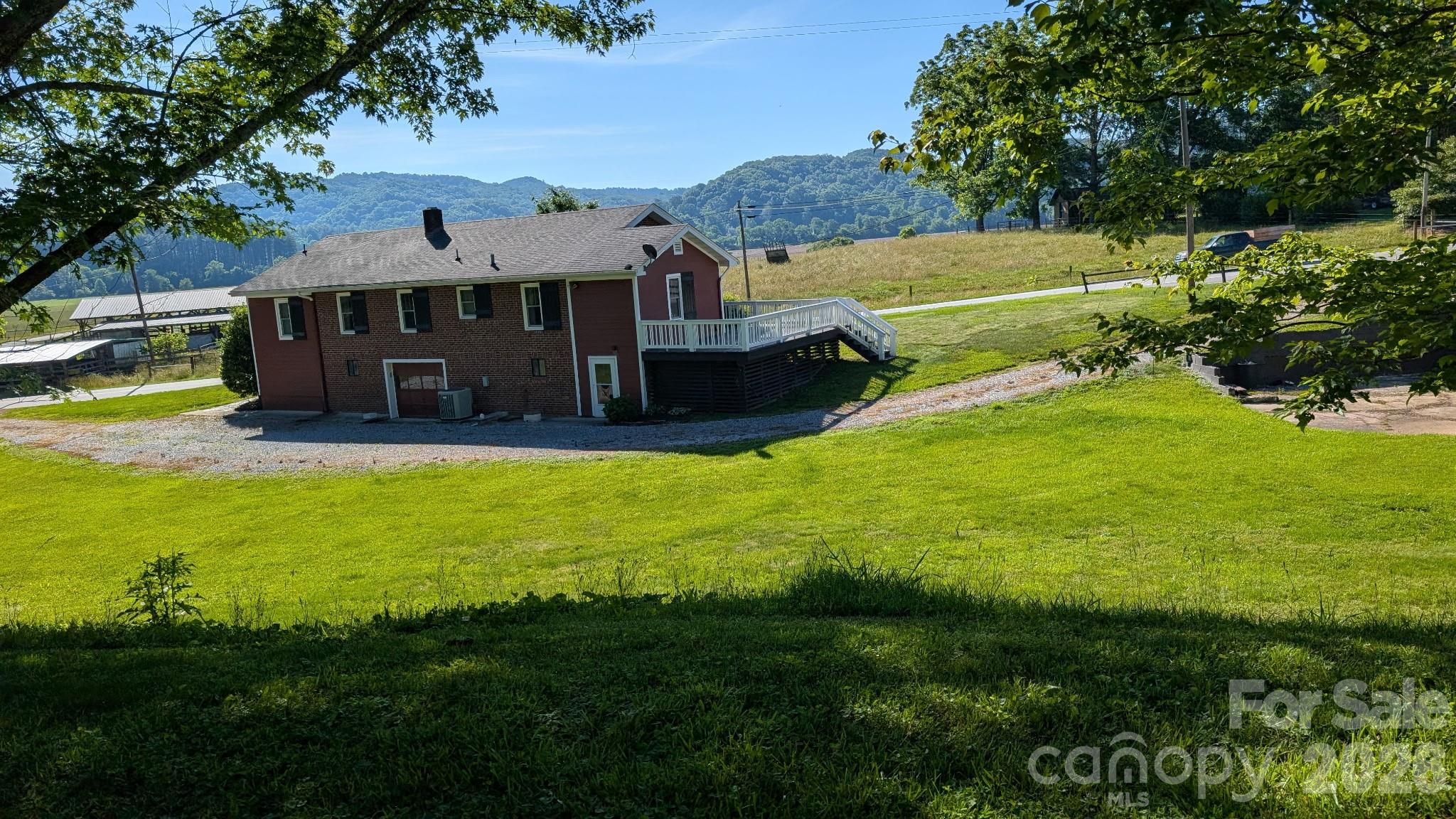 522 Calvert Road Property Photo 2