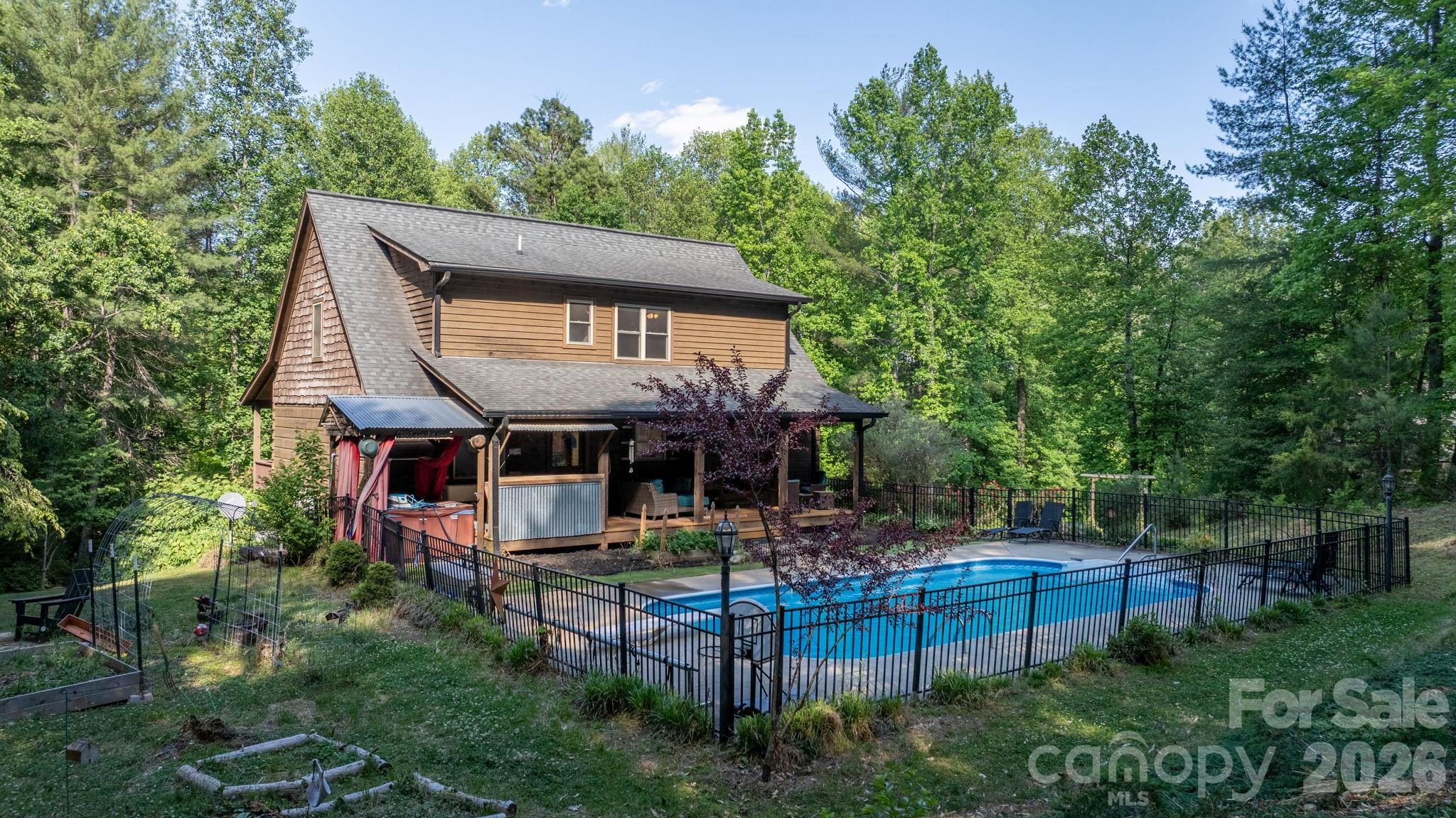 3355 Helton Hartley Place Property Photo 2