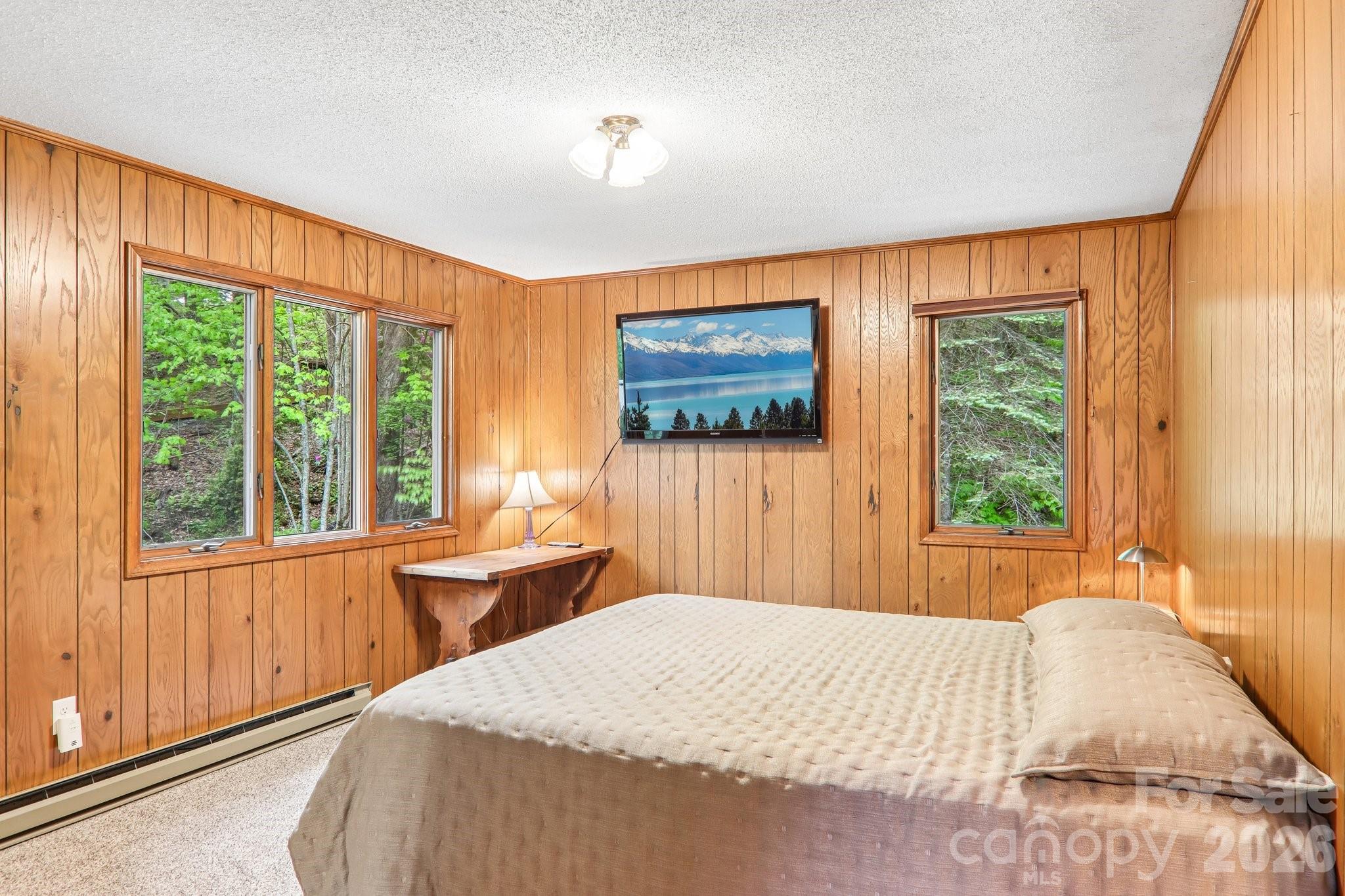 101 Oak Ridge Court Property Photo 14