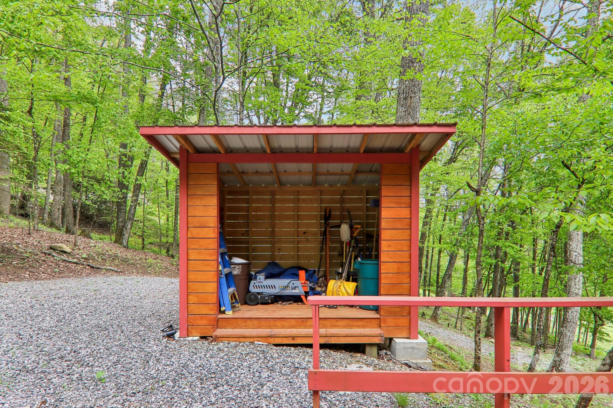 101 Oak Ridge Court Property Photo 34