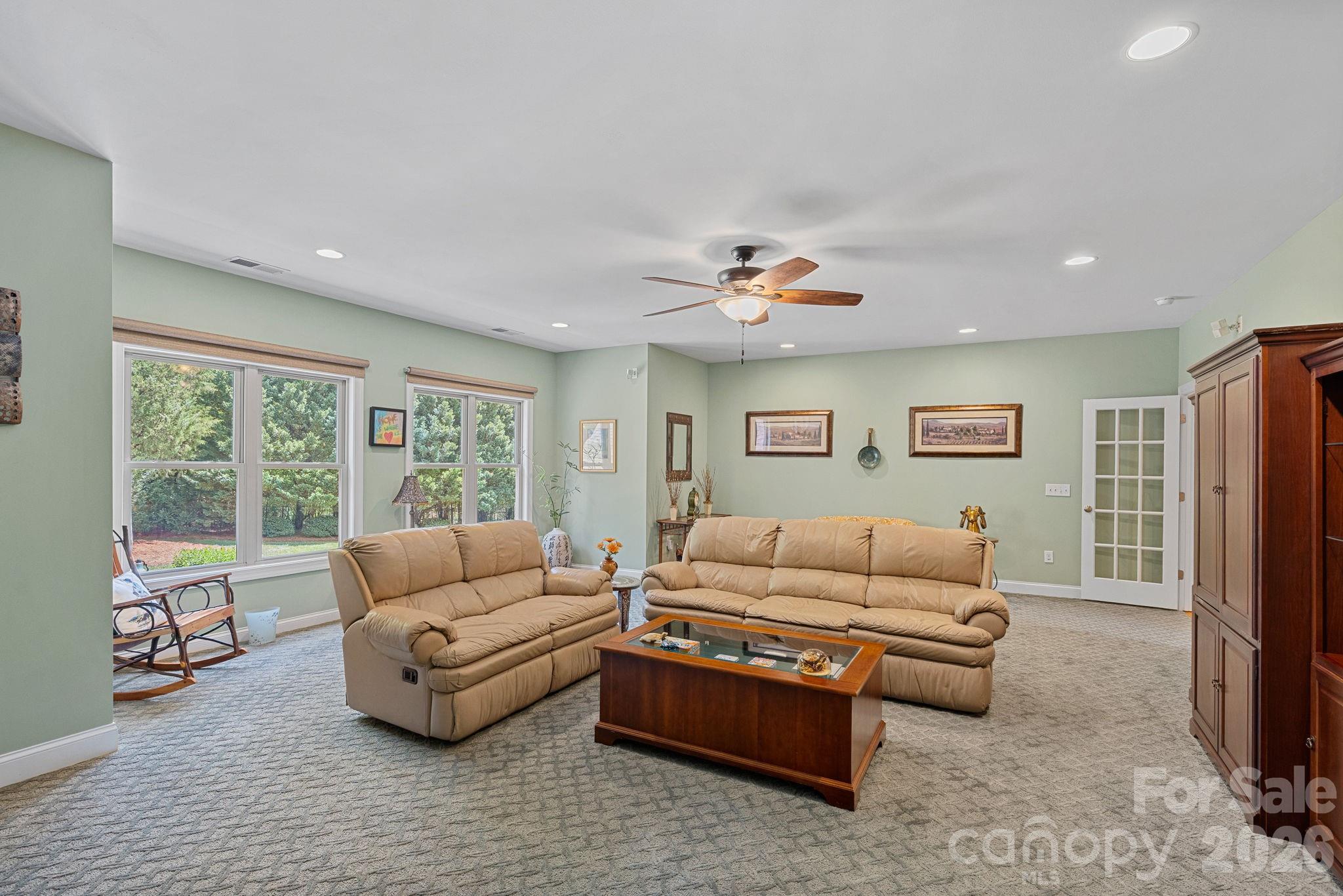 104 Timberside Drive Property Photo 28