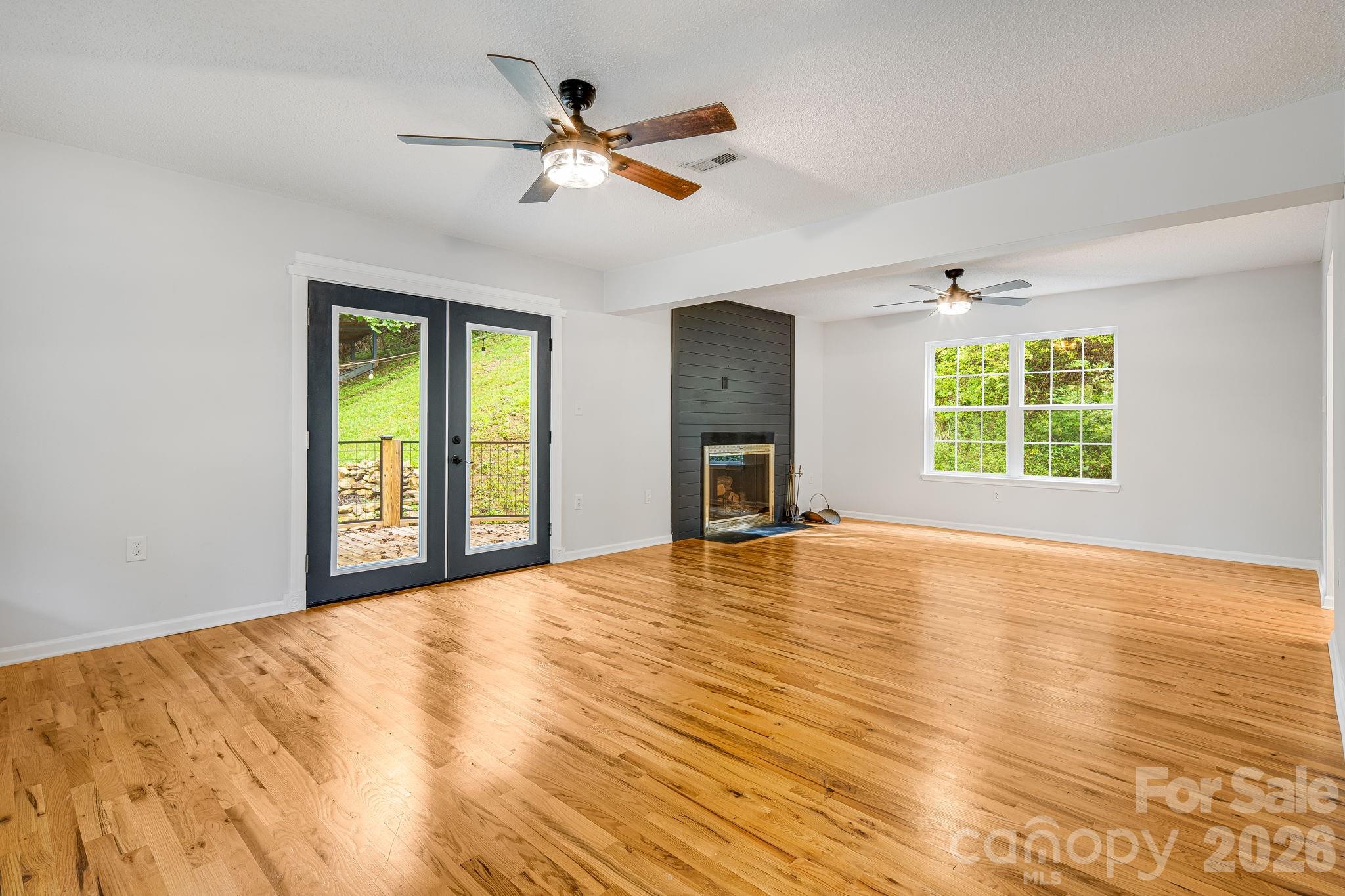 747 Osborne Road Property Photo 13