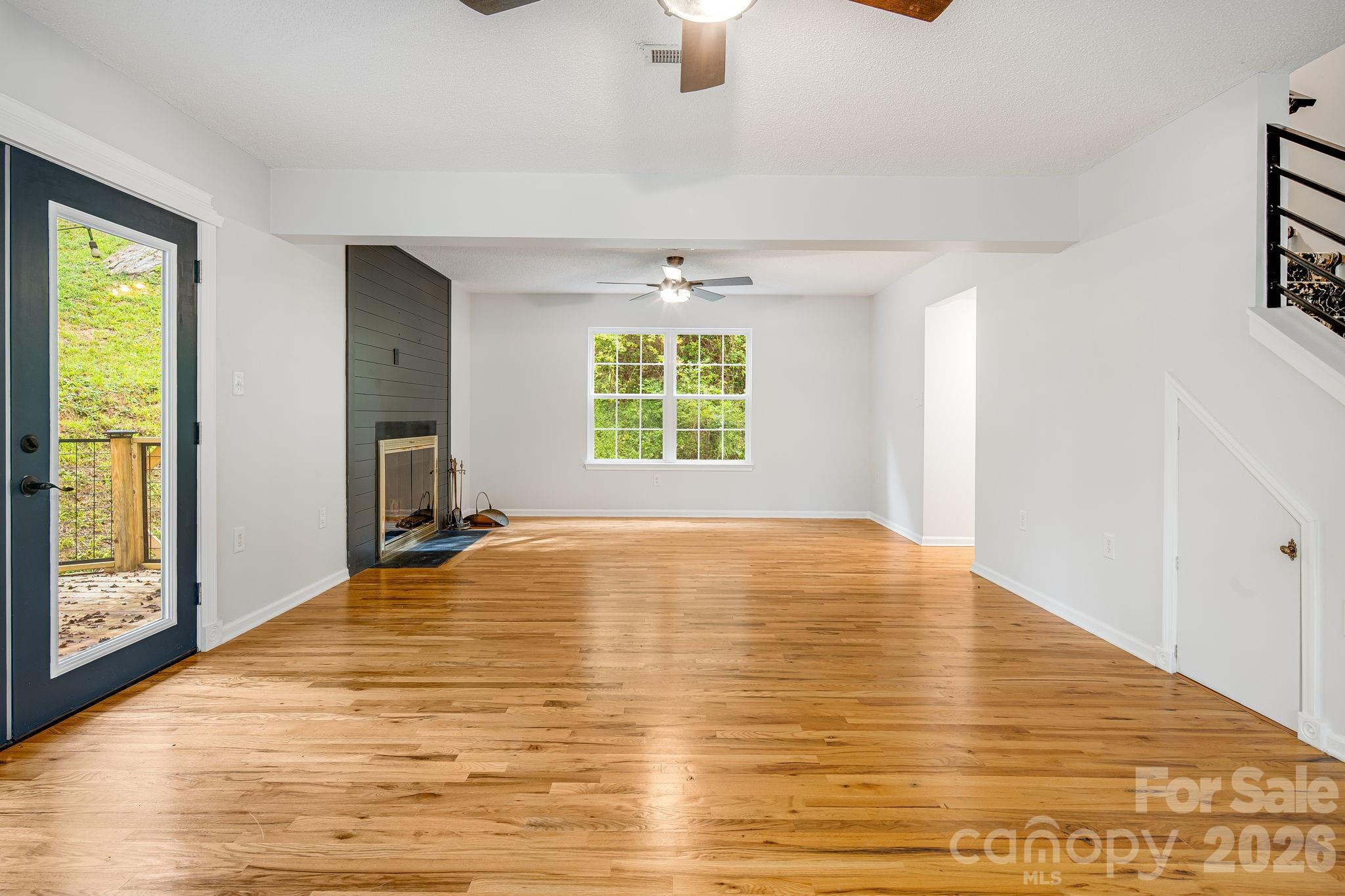 747 Osborne Road Property Photo 16