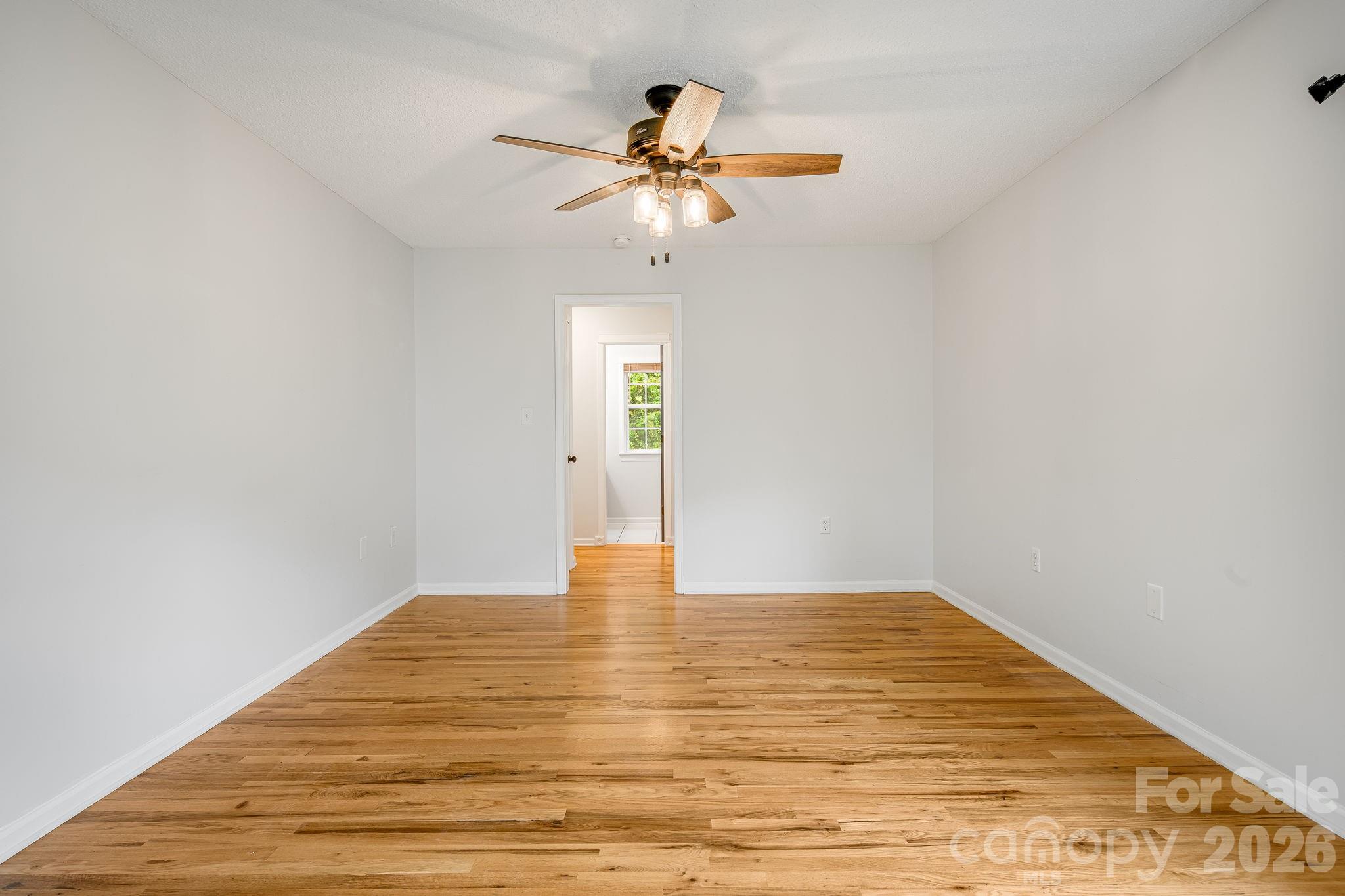 747 Osborne Road Property Photo 28