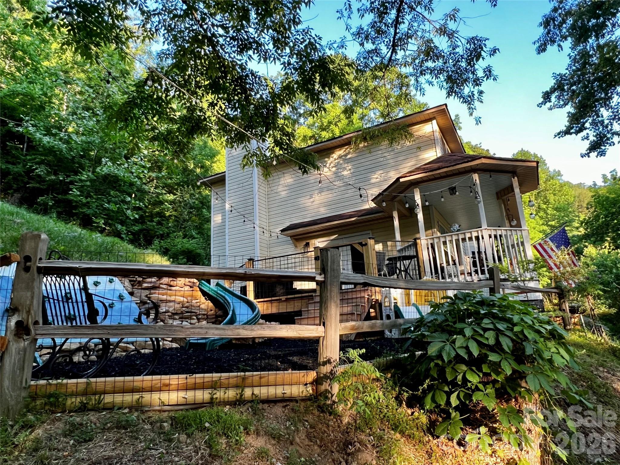 747 Osborne Road Property Photo 35
