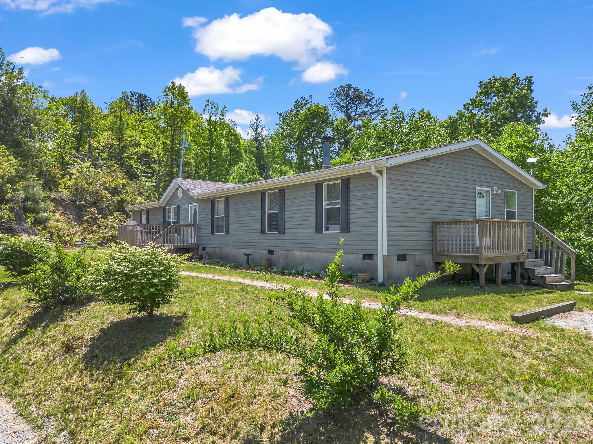 2053 Nancy Mountain Road Property Photo 3
