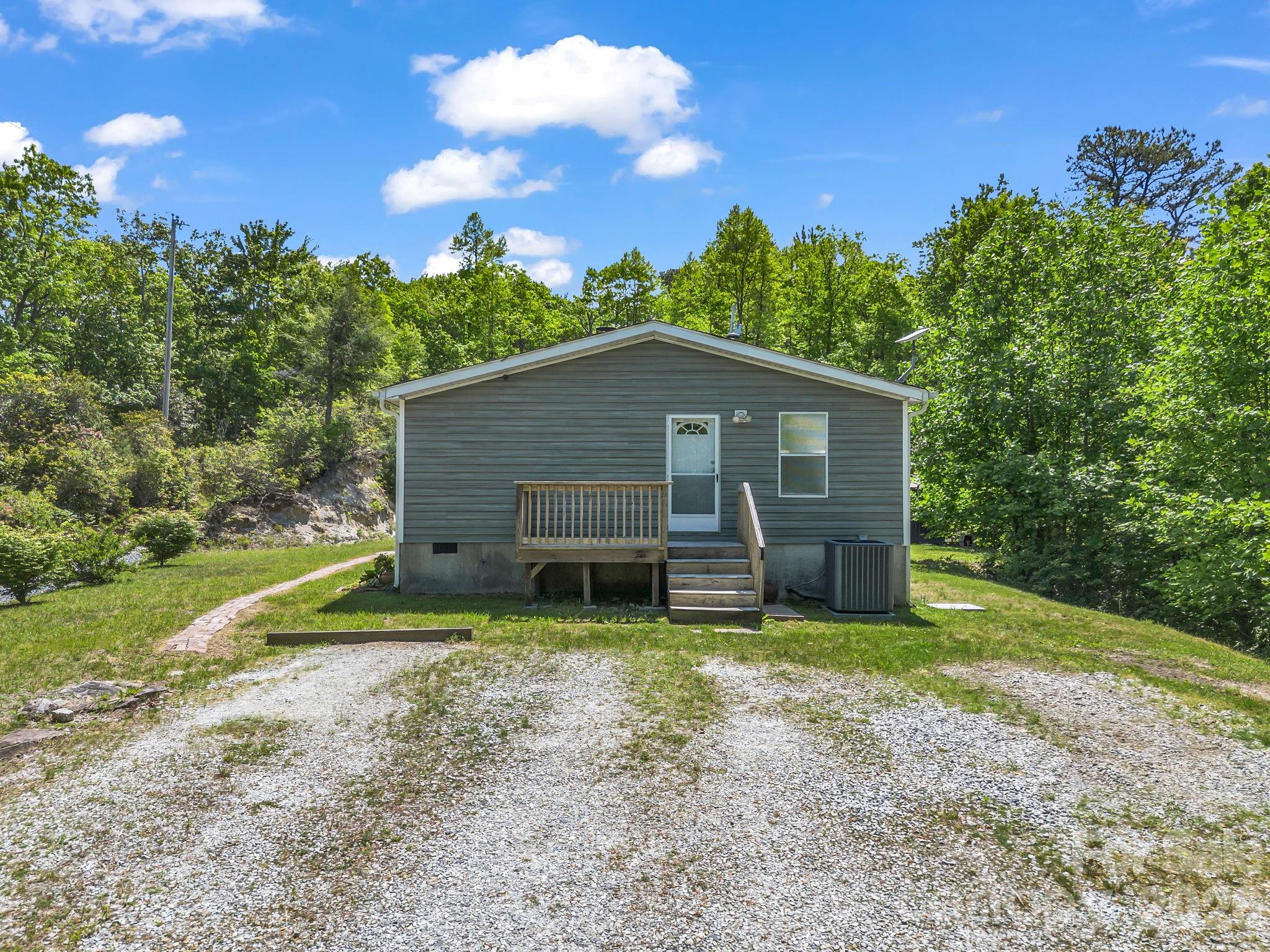 2053 Nancy Mountain Road Property Photo 6