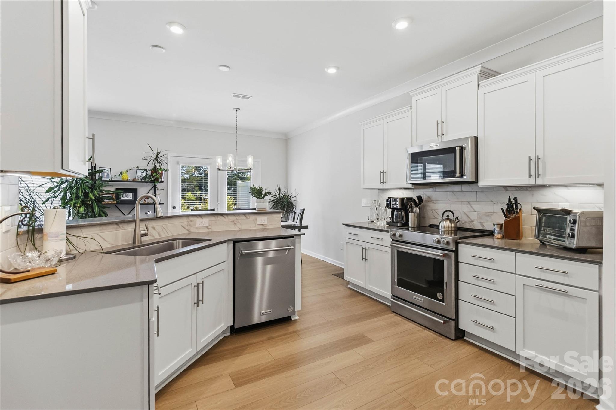 1813 Teachers House Road Property Photo 11