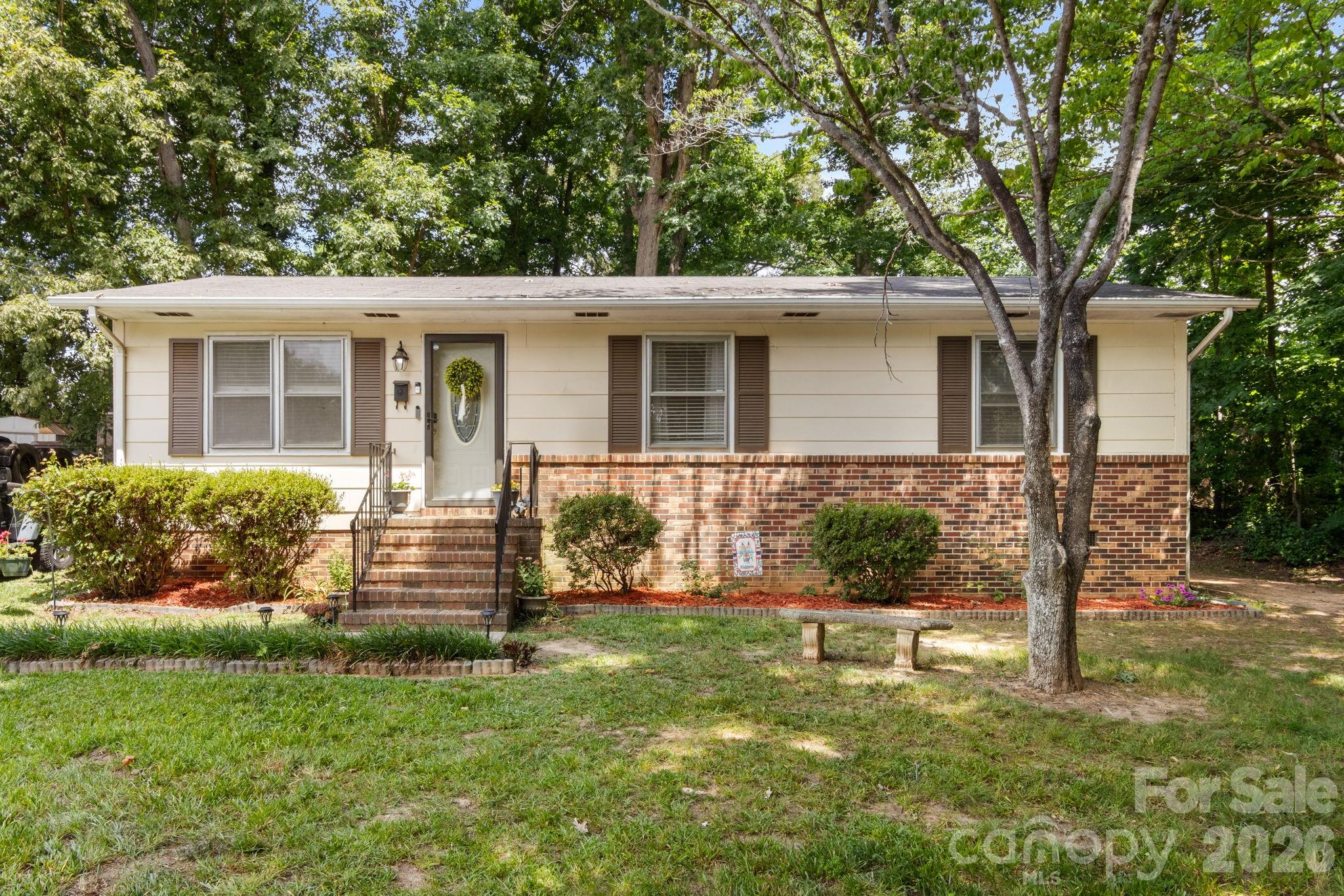 317 Willow Street Property Photo 1