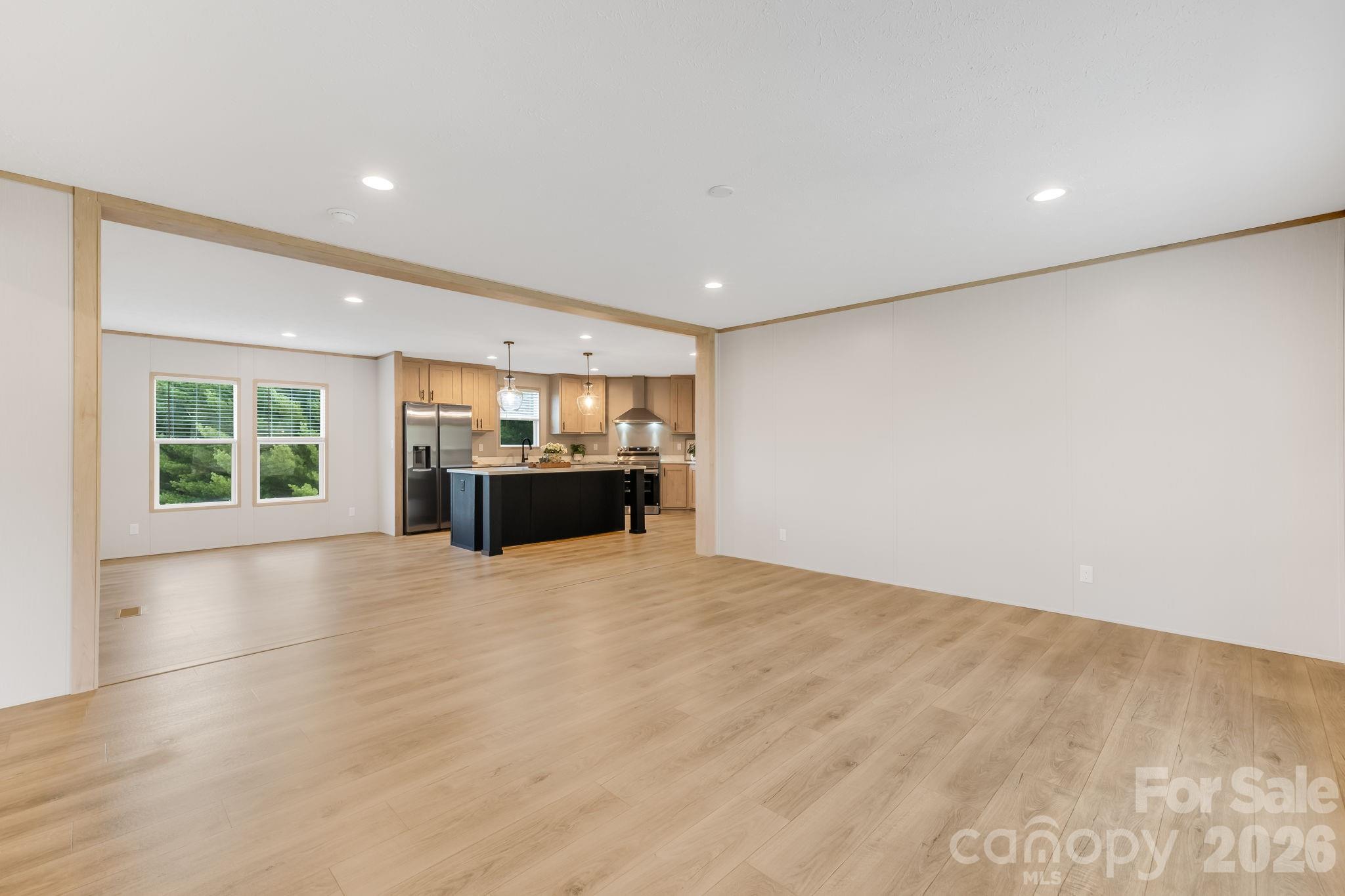 817 Jupiter Road Property Photo 4