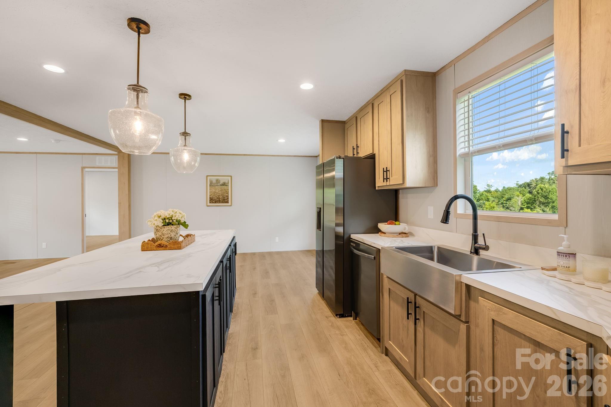 817 Jupiter Road Property Photo 6