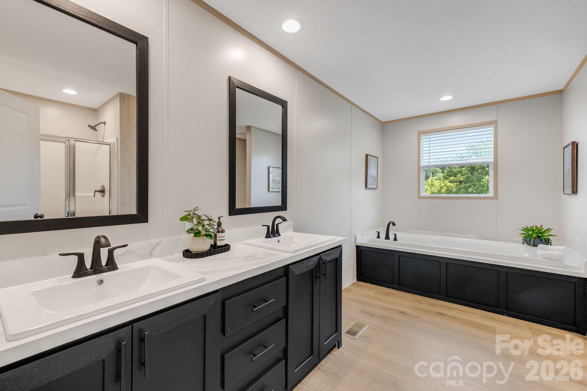 817 Jupiter Road Property Photo 12
