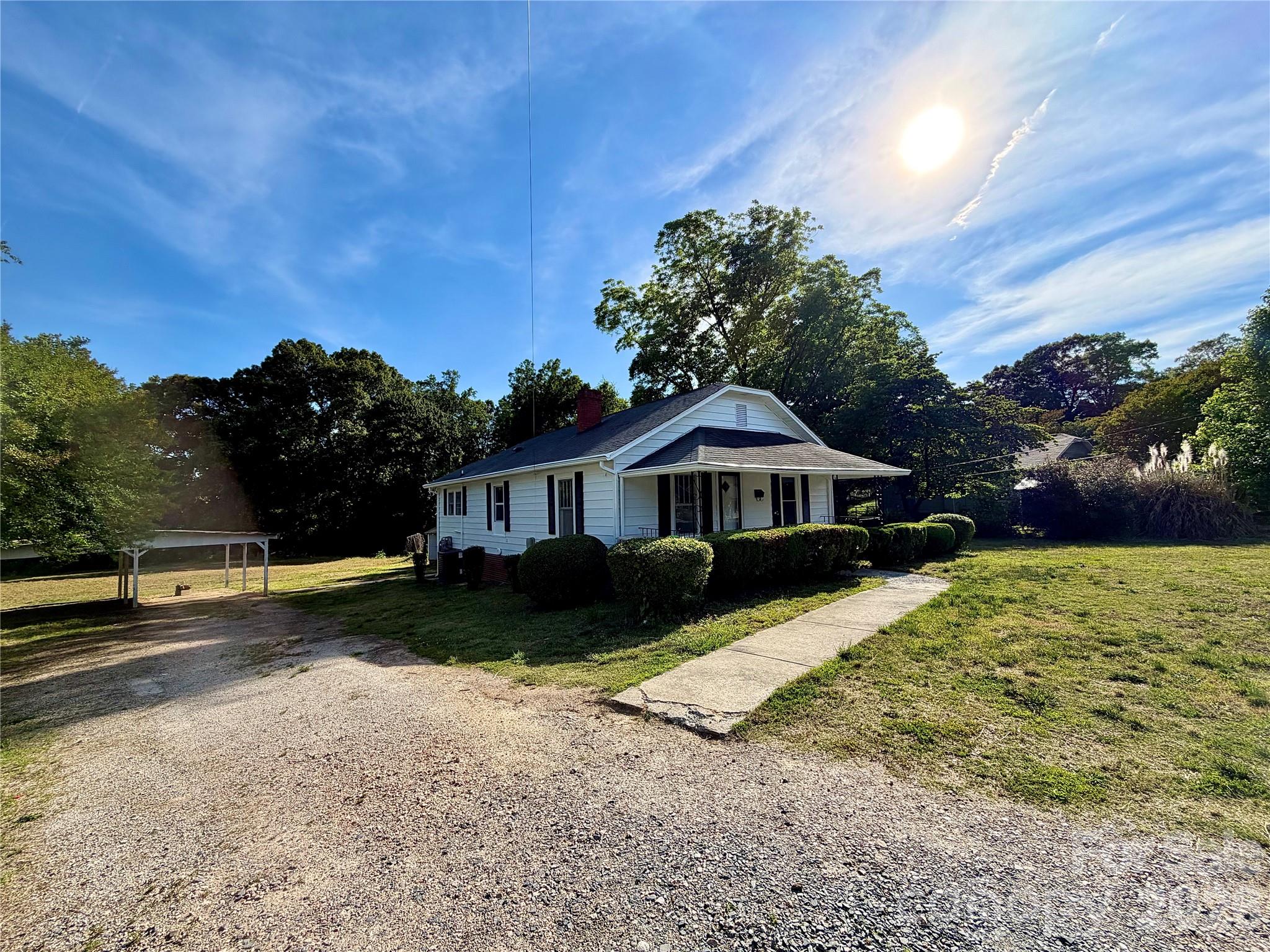 519 Locust Street Property Photo 6
