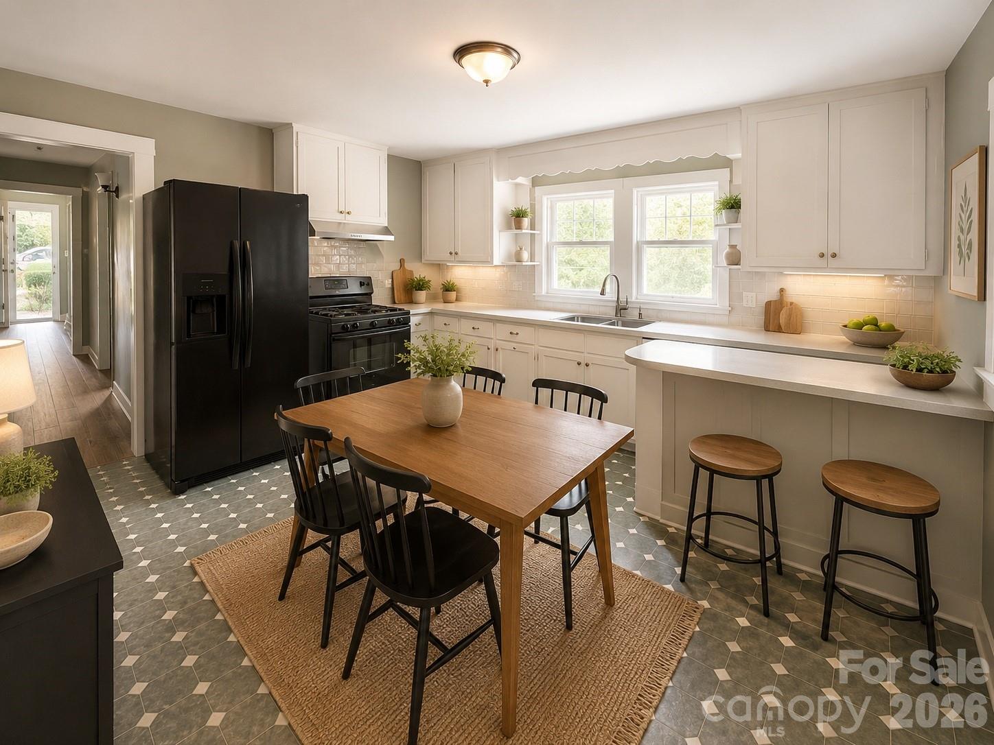 519 Locust Street Property Photo 22