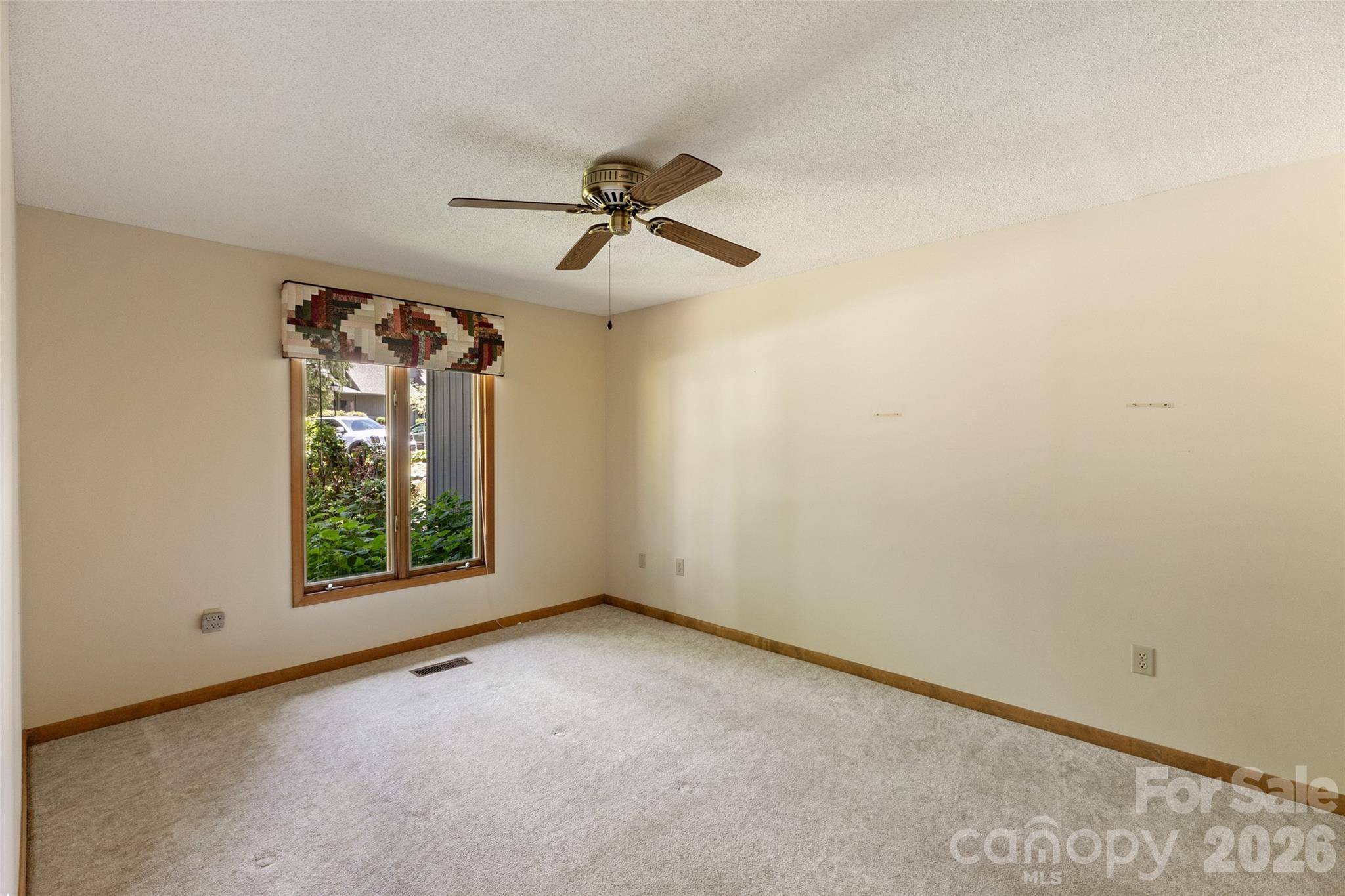 84 Fairway Villas Drive Property Photo 14