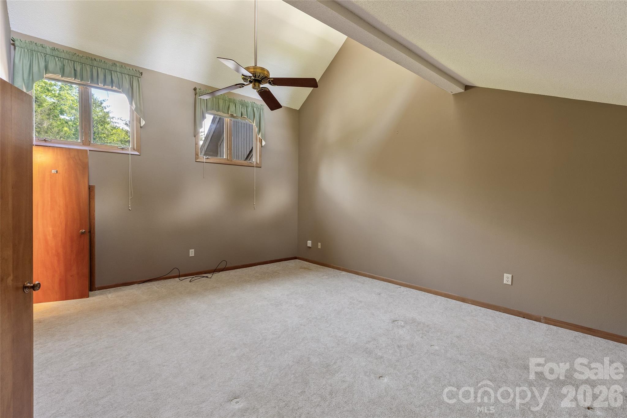84 Fairway Villas Drive Property Photo 16
