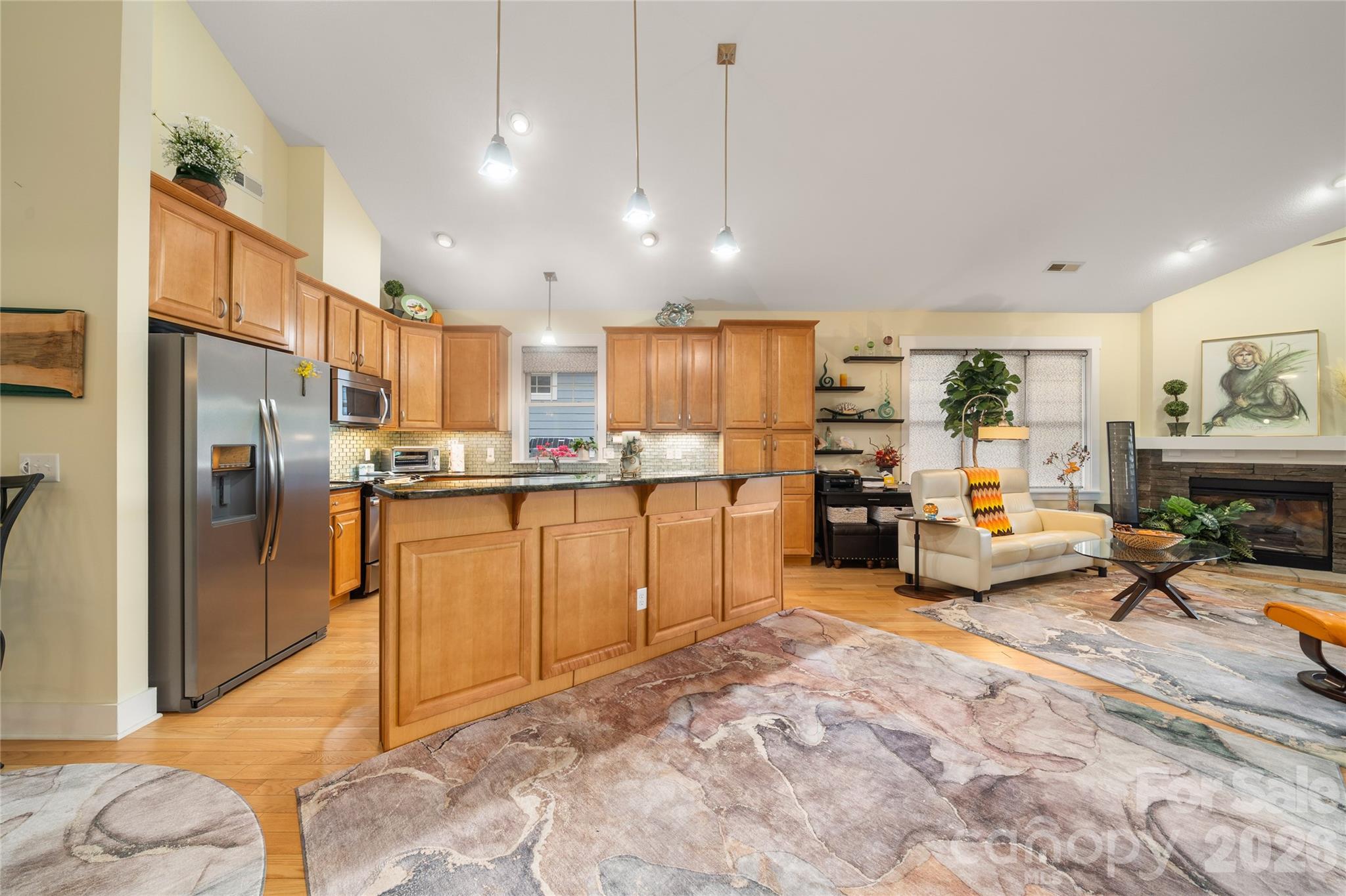 3 Holland Mountain View Property Photo 4